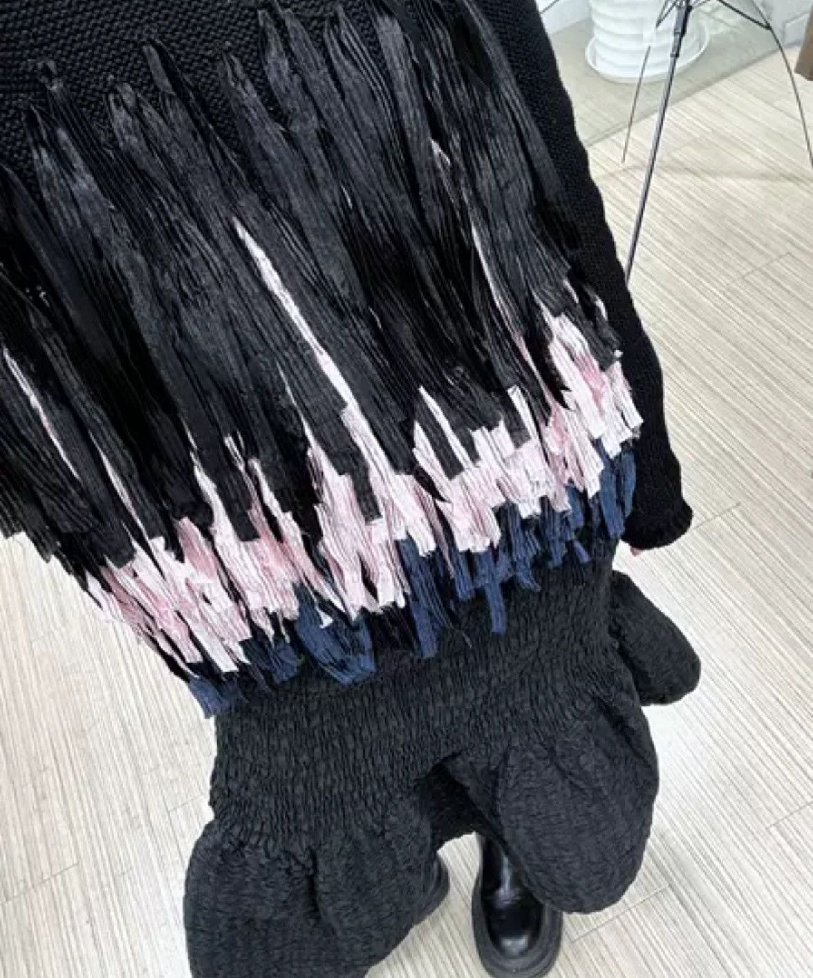 Dries Van Noten Dries van noten Ribbon sweater 2412-Nextarrow Size US XS / EU 42 / 0 - 7 Thumbnail