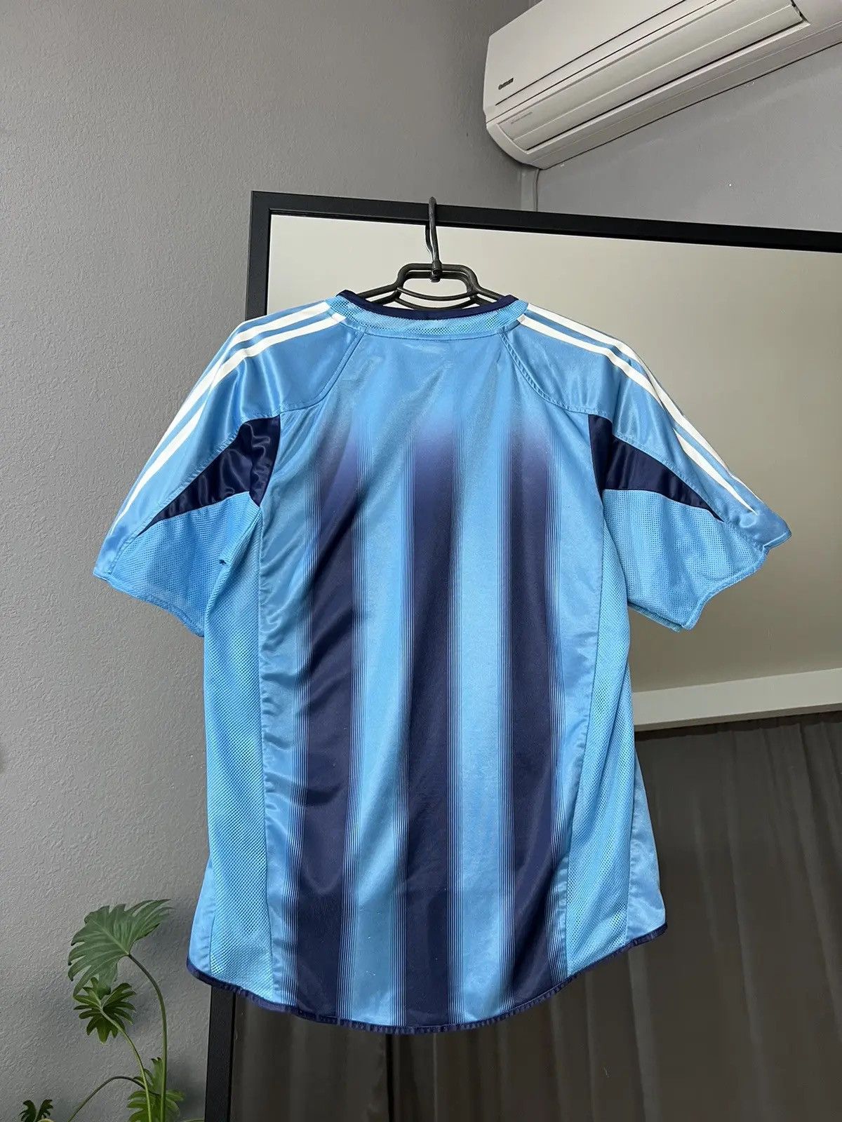 Adidas × Vintage Vintage Blockcore Y2K Marseille 2004 soccer Adidas France Size US S / EU 44-46 / 1 - 11 Thumbnail