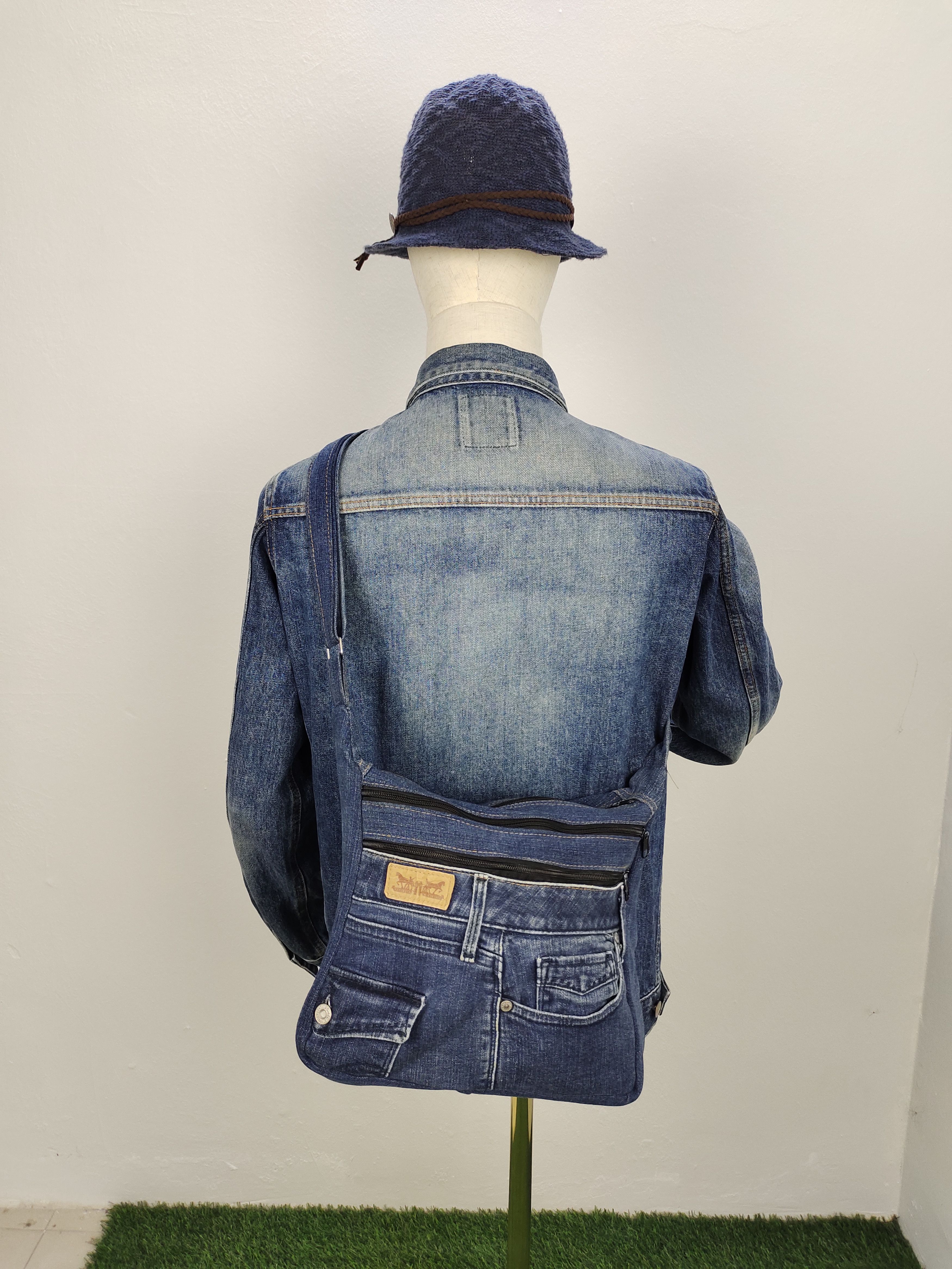 If Six Was Nine Vintage Levis Custom Crossbody Sling Denim Bag Size ONE SIZE - 1 Thumbnail