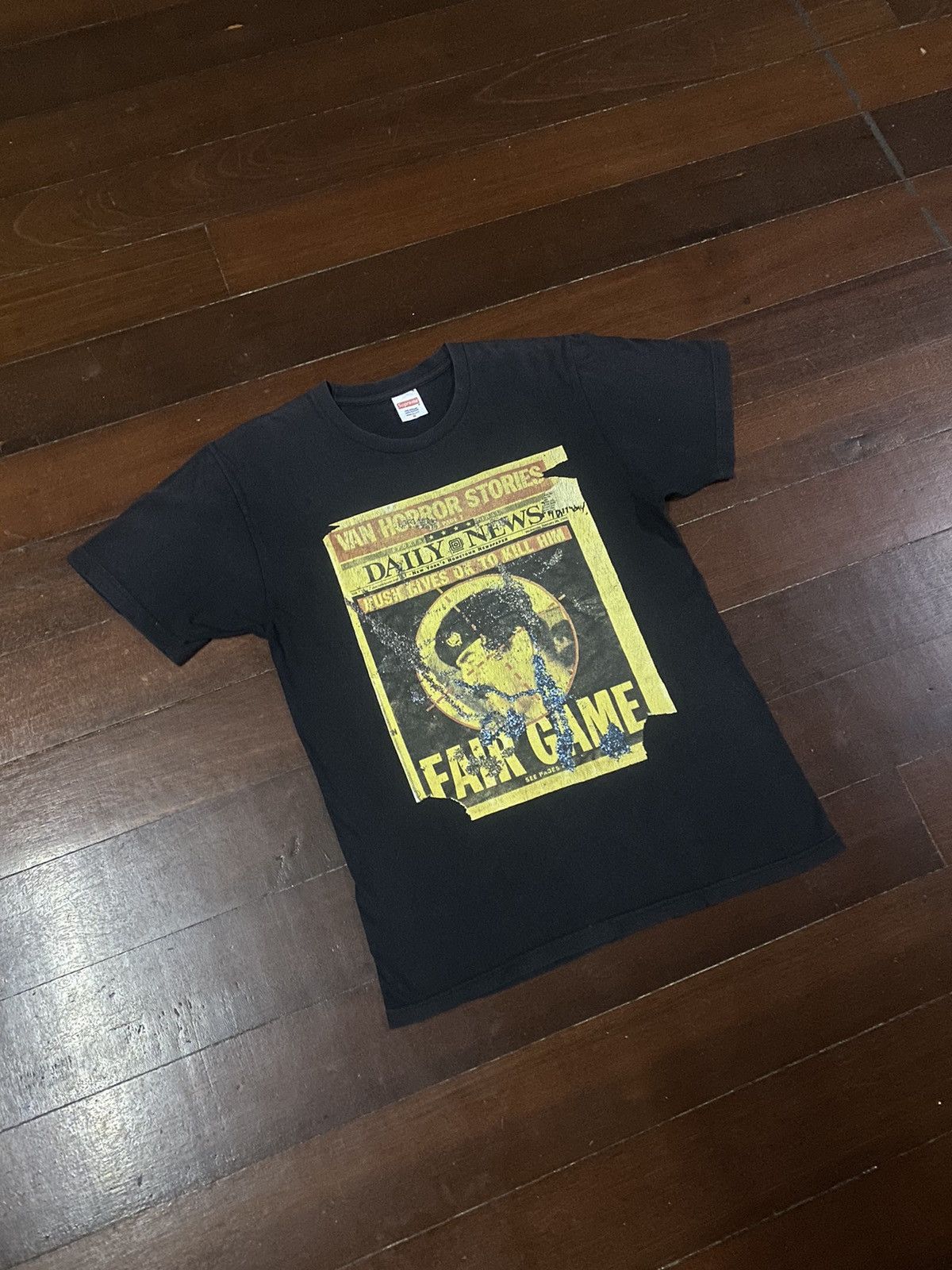 Supreme Supreme x Dash Snow Saddam Hussein newspaper Tee Size US M / EU 48-50 / 2 - 3 Thumbnail