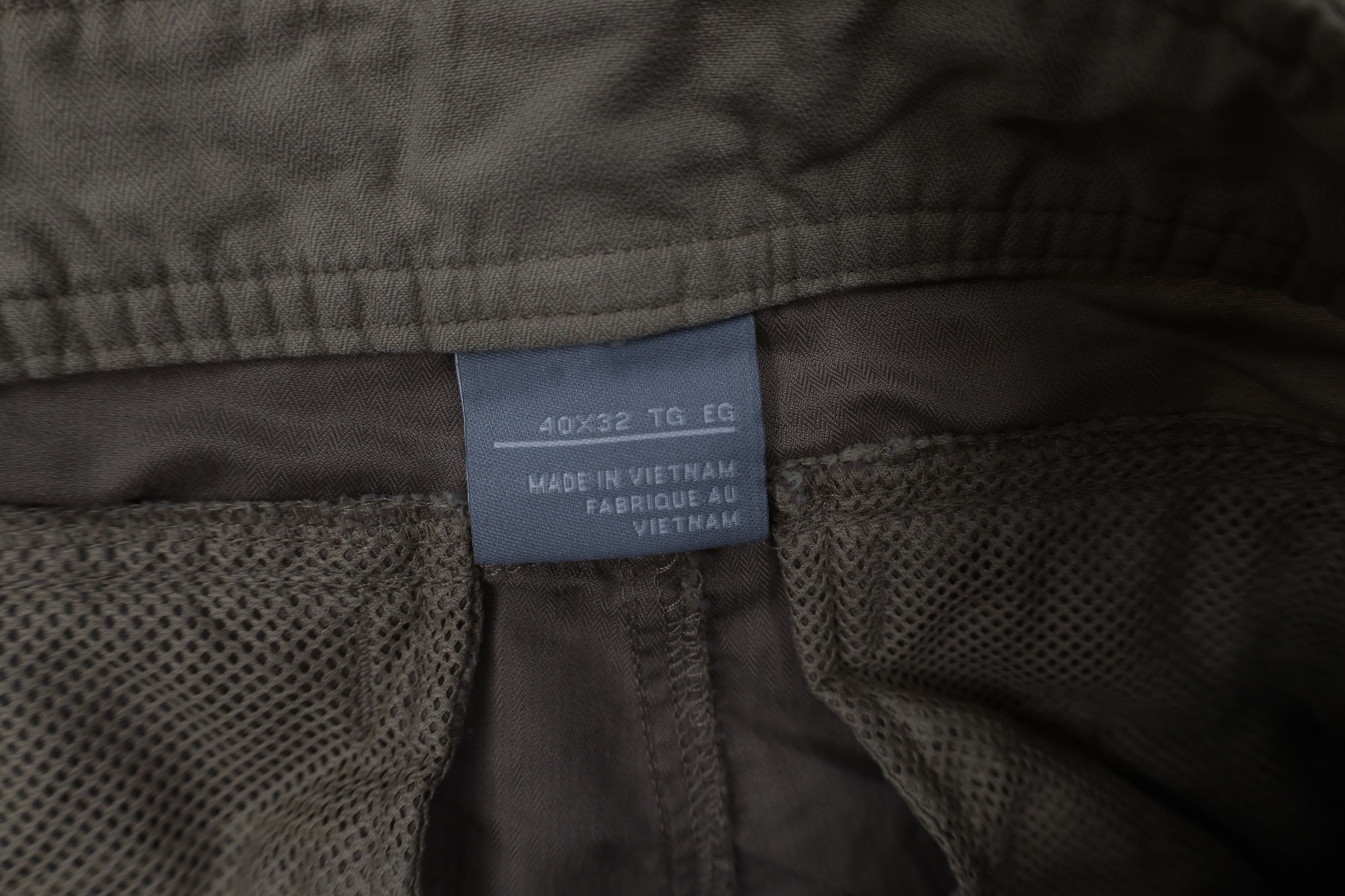 Nike Vintage Nike ACG Wide Leg Convertible Cargo Pants Shorts Size US 40 / EU 56 - 10 Thumbnail