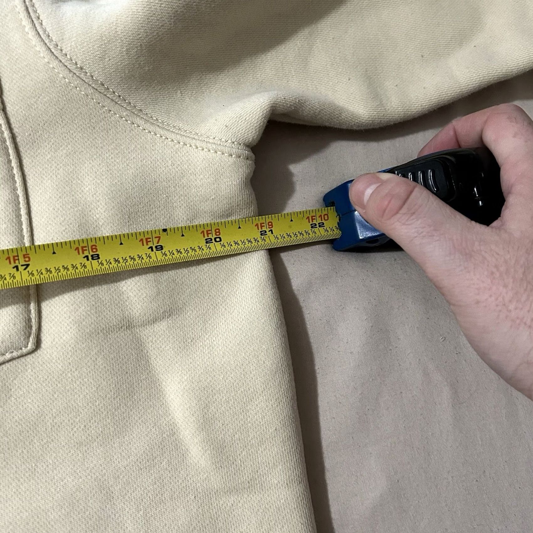 Carhartt VINTAGE? Carhartt Women Sweatshirt Pocket Relaxed Fit Cream M Ivory Pullover Sweatshirt Womens Size M Size M / US 6-8 / IT 42-44 - 4 Thumbnail