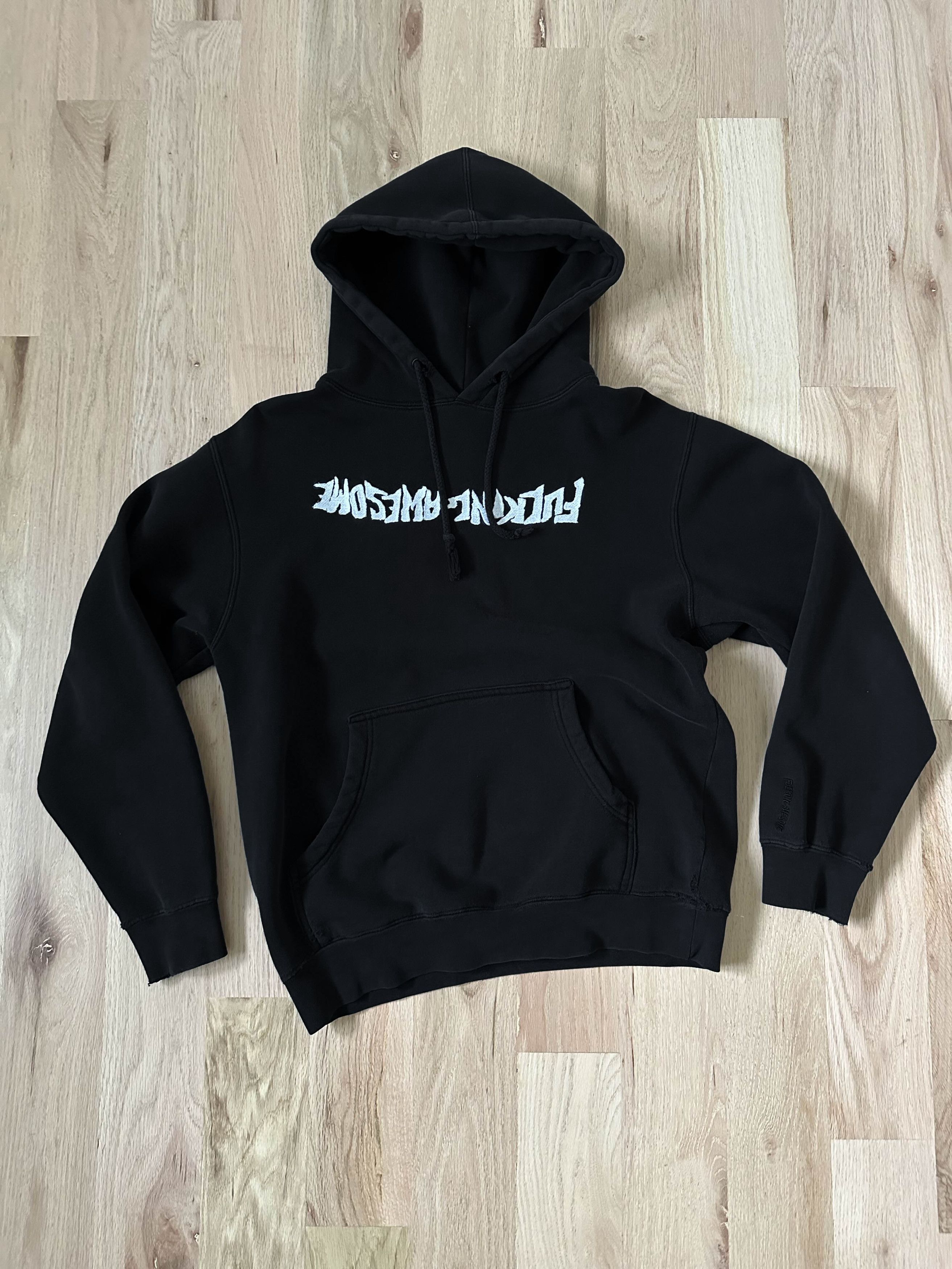 Fucking Awesome UPSIDE DOWN ロゴ フーディ パーカー 送料込み Fucking Awesome Inverted Logo Hoodie | Grailed