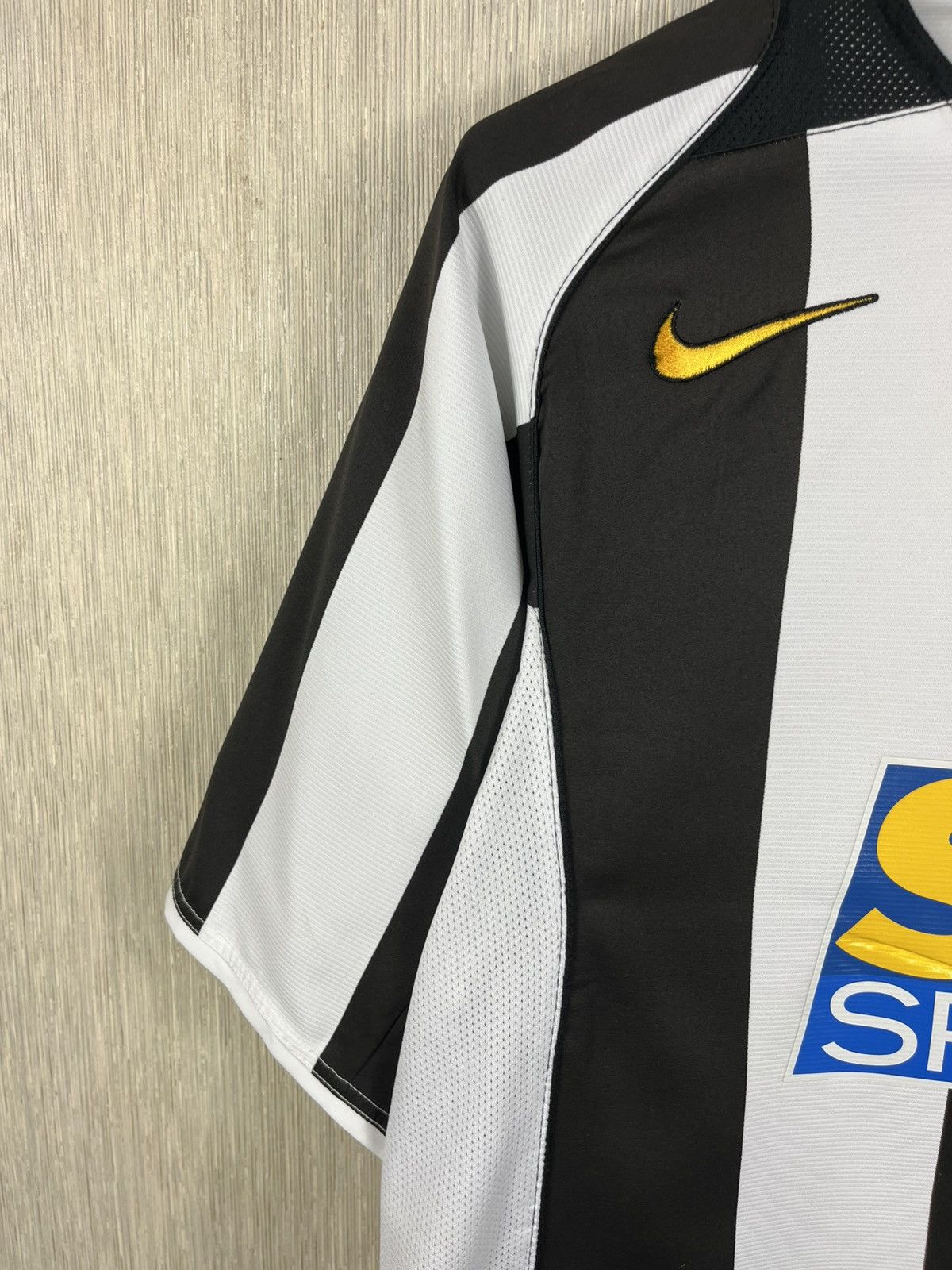 Nike Vintage Nike Juventus total 90 soccer jersey Ibrahimovic tee Size US M / EU 48-50 / 2 - 10 Thumbnail