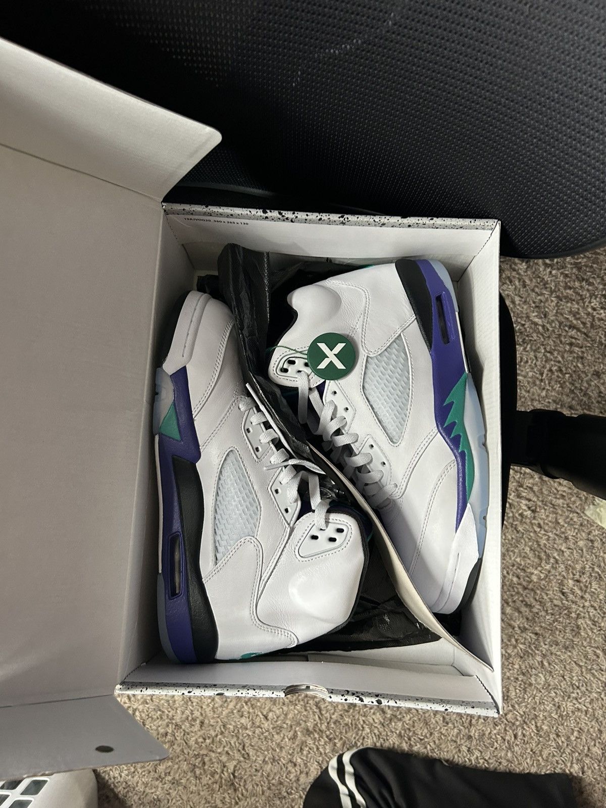 Jordan Brand Jordan 5 Grape Size US 11 / EU 44 - 1 Thumbnail