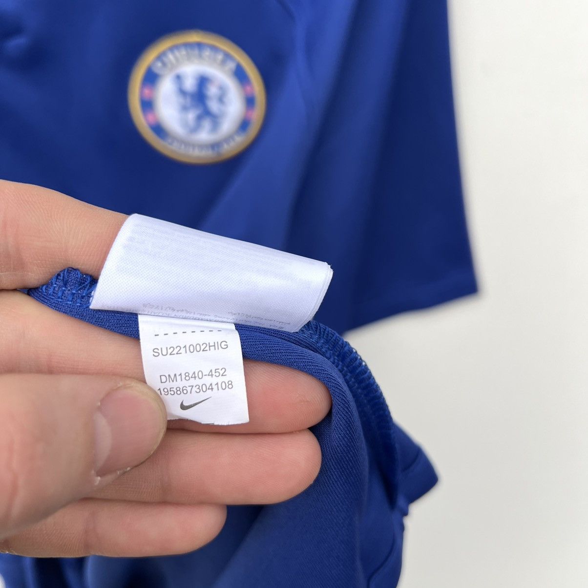 Chelsea Soccer FC Chelsea soccer jersey football t shirt 2022/2023 Size US XL / EU 56 / 4 - 8 Thumbnail