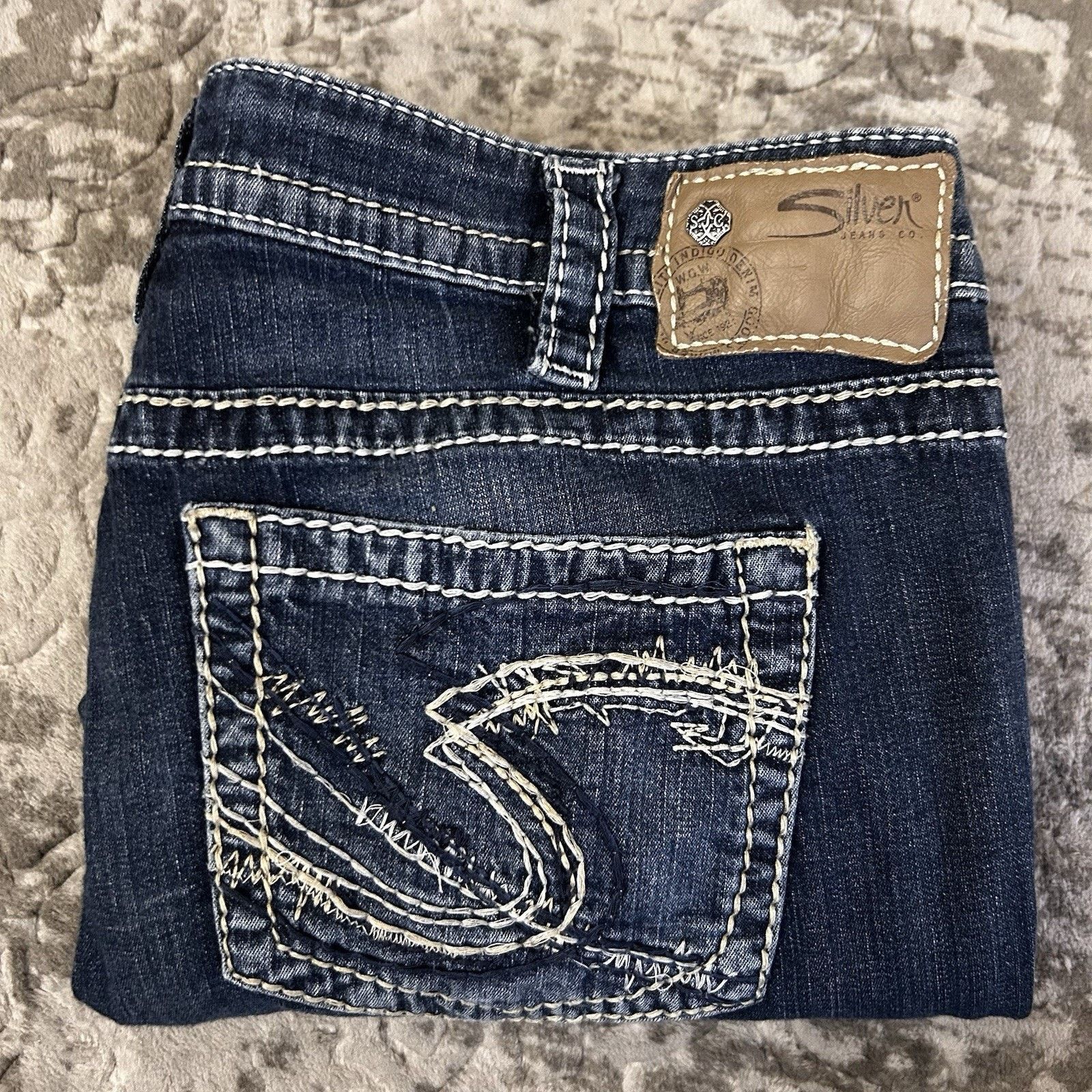 Silver Jeans Co. Silver Jeans Aiko Capri Jeans Sz 32 Dark Wash Denim Mid Rise Size 32" / US 10 / IT 46 - 11 Thumbnail
