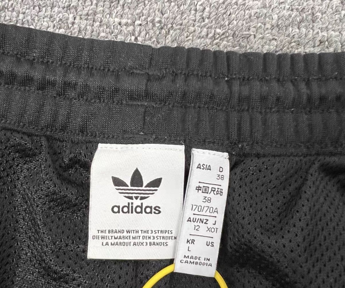 Adidas Adidas Casual Sweatpants with Embroidered Logo J16 Size US 36 / EU 52 - 6 Thumbnail