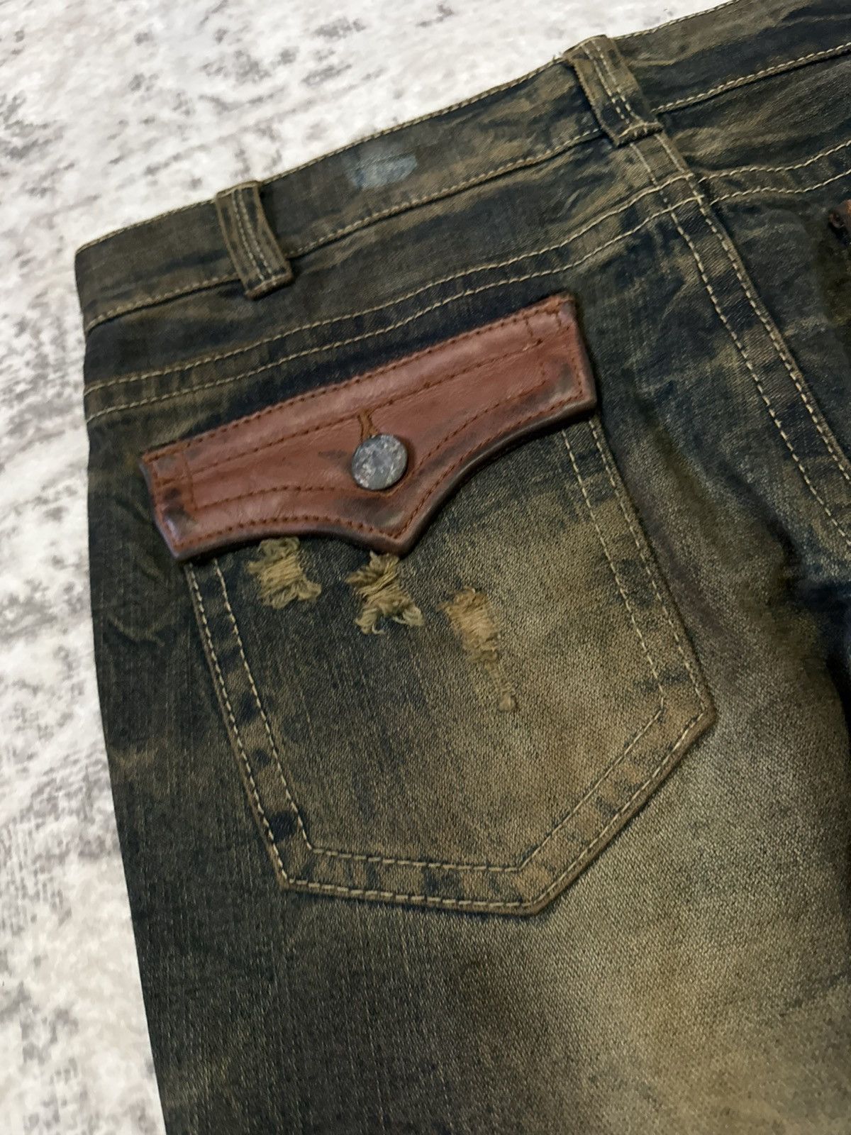 If Six Was Nine 2000s Pinball Studded Flared Jeans Mud Wash Distressed Size US 34 / EU 50 - 16 Thumbnail