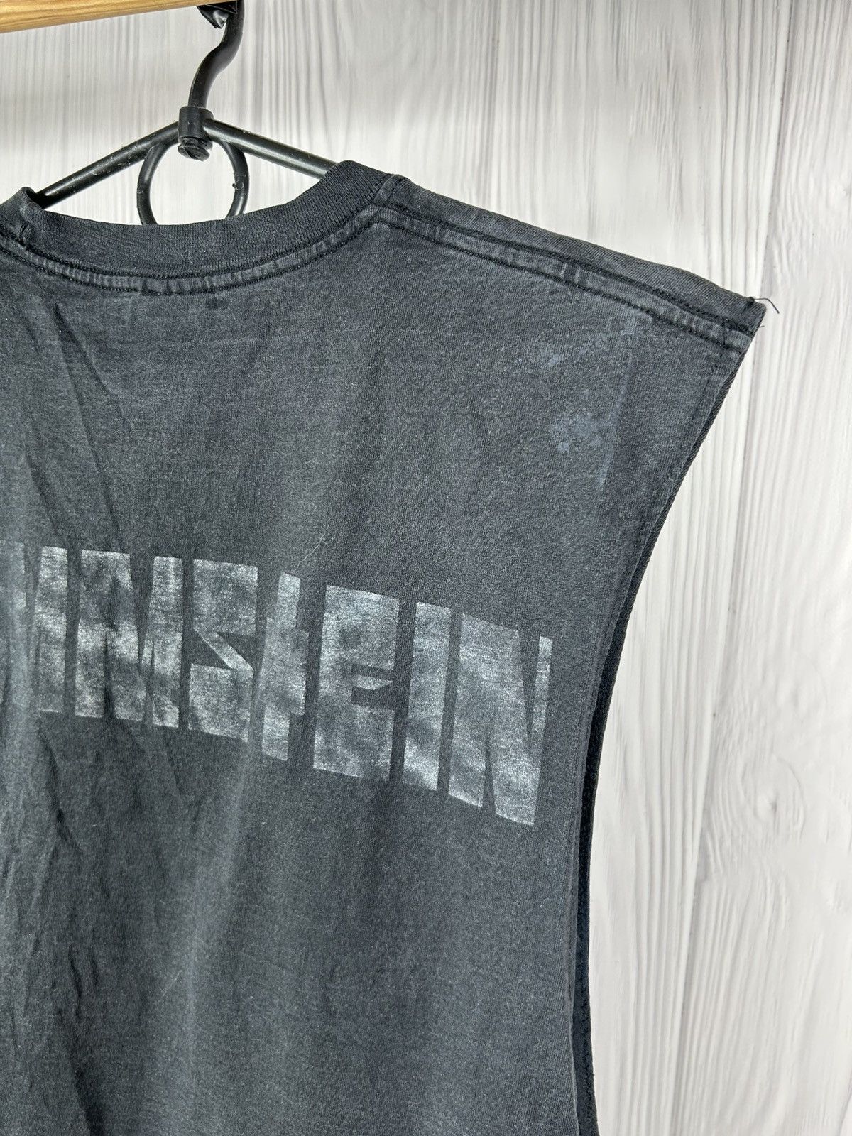 Band Tees Vintage Rammstein Rosenrot Album T-Shirt Tank Top Size M Size US M / EU 48-50 / 2 - 10 Thumbnail