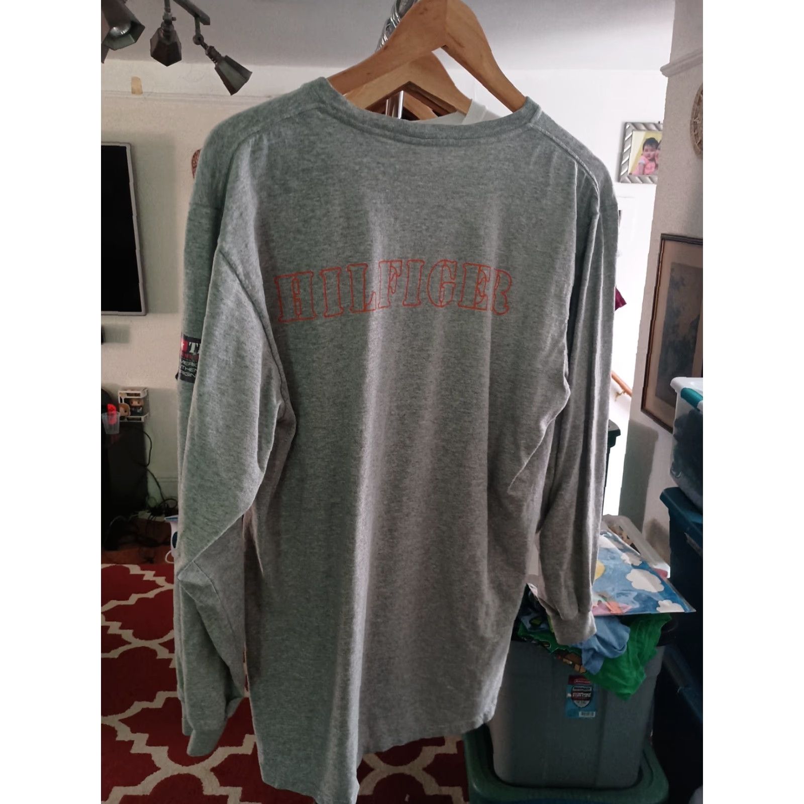 Tommy Hilfiger VINTAGE Tommy Hilfiger Made In USA Long Sleeve Tee Spell Out Grail XL Mens Gray Shirt Size US XL / EU 56 / 4 - 3 Thumbnail