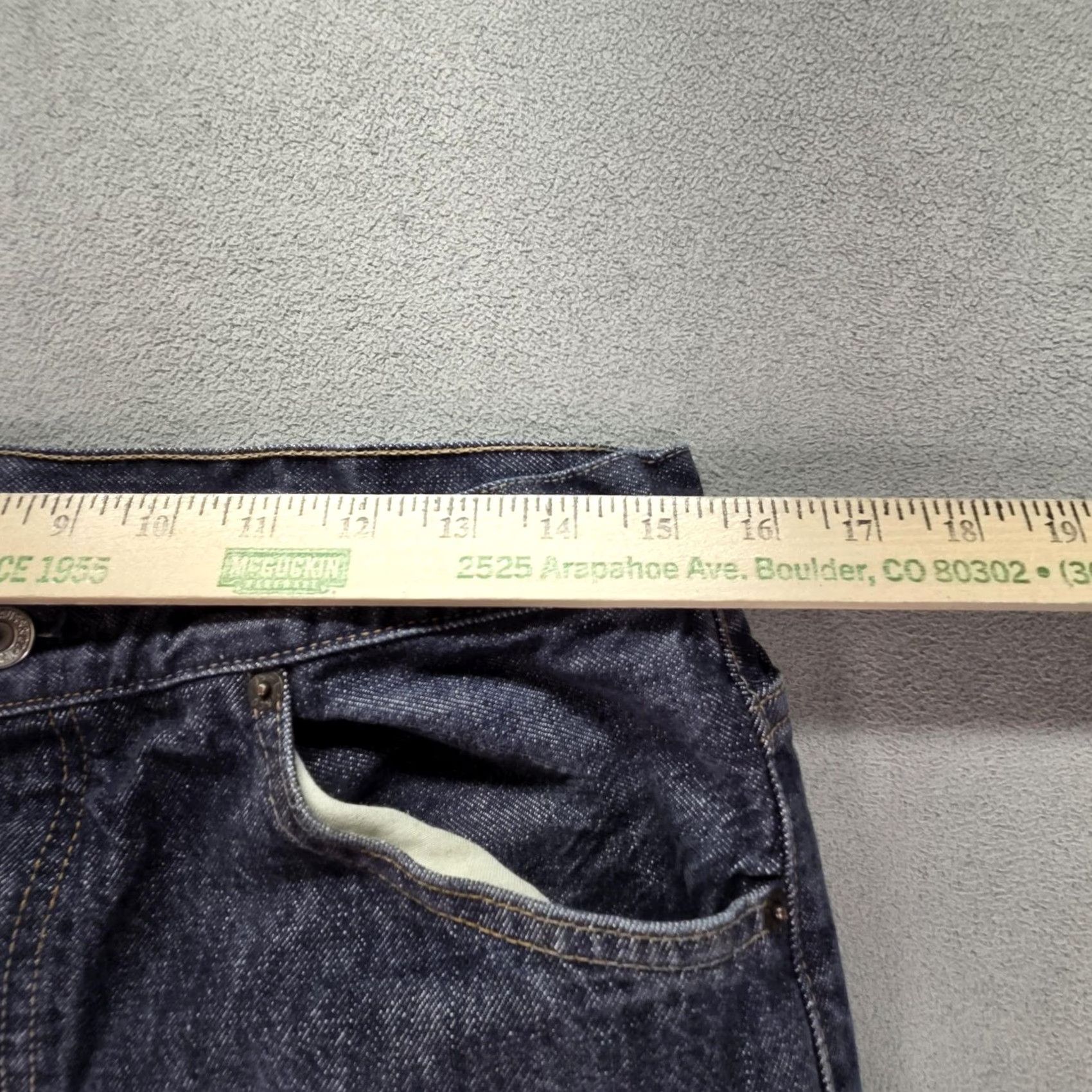 Levi's Levis 541 Jeans Mens Medium Wash Blue Tapered Buckle Cinch Back 30x30 32 Inseam Denim Cotton Distressed Pockets Button 541 Model 541 Levi's Size US 32 / EU 48 - 3 Thumbnail