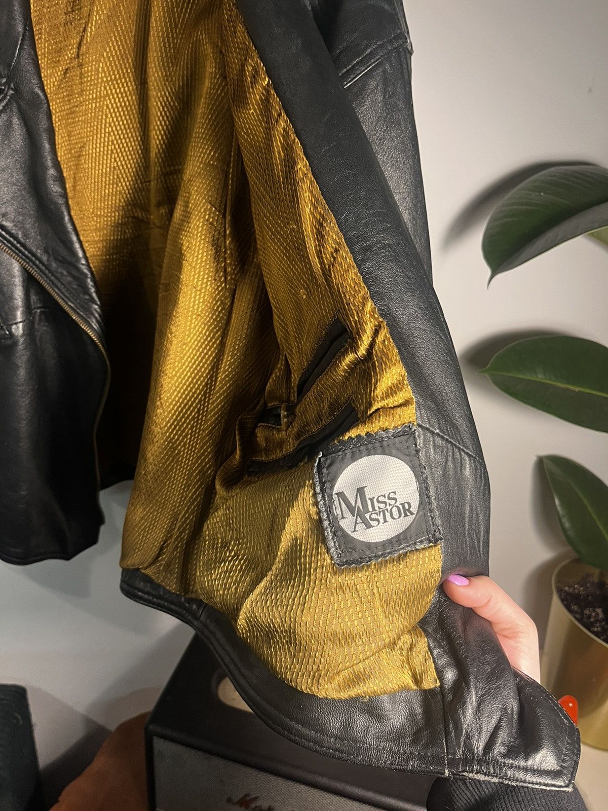 Vintage Real biker authentic leather 90’s vintage Size L / US 10 / IT 46 - 4 Thumbnail