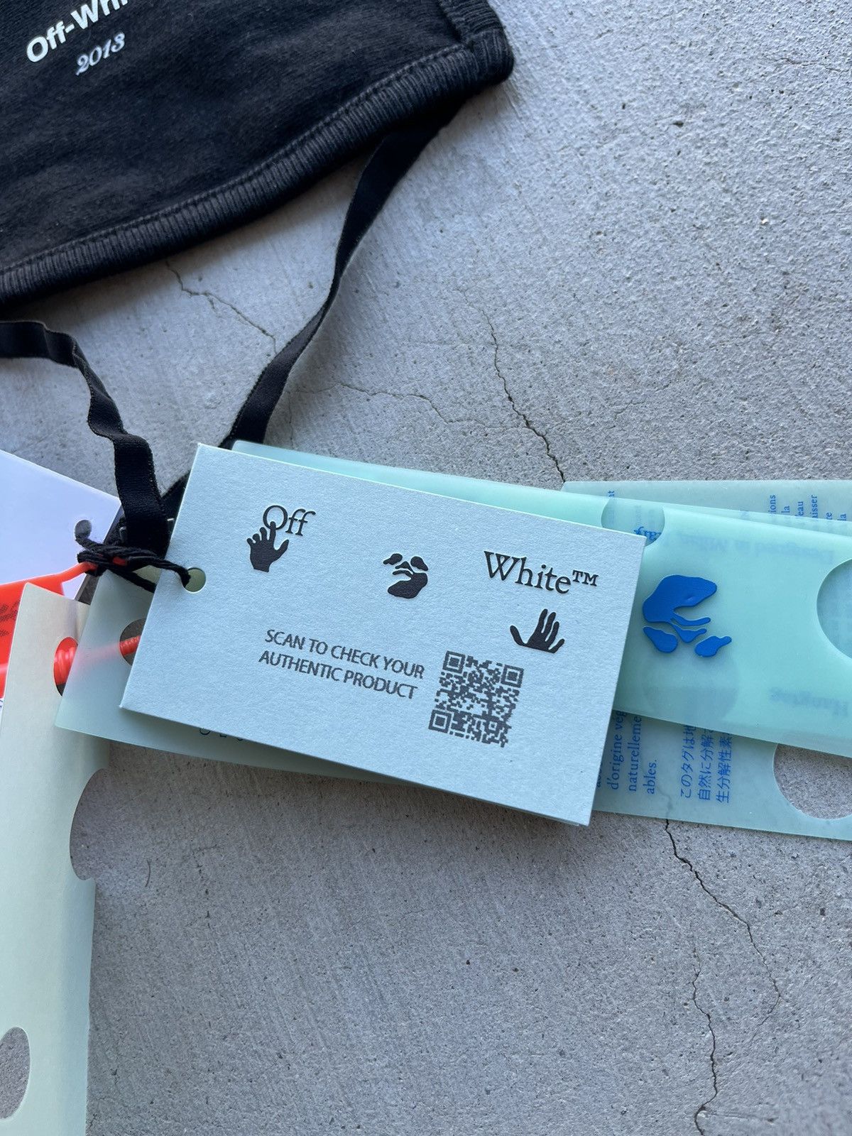 Off-White × Virgil Abloh Off white “helvetica” face mask Size ONE SIZE - 5 Thumbnail