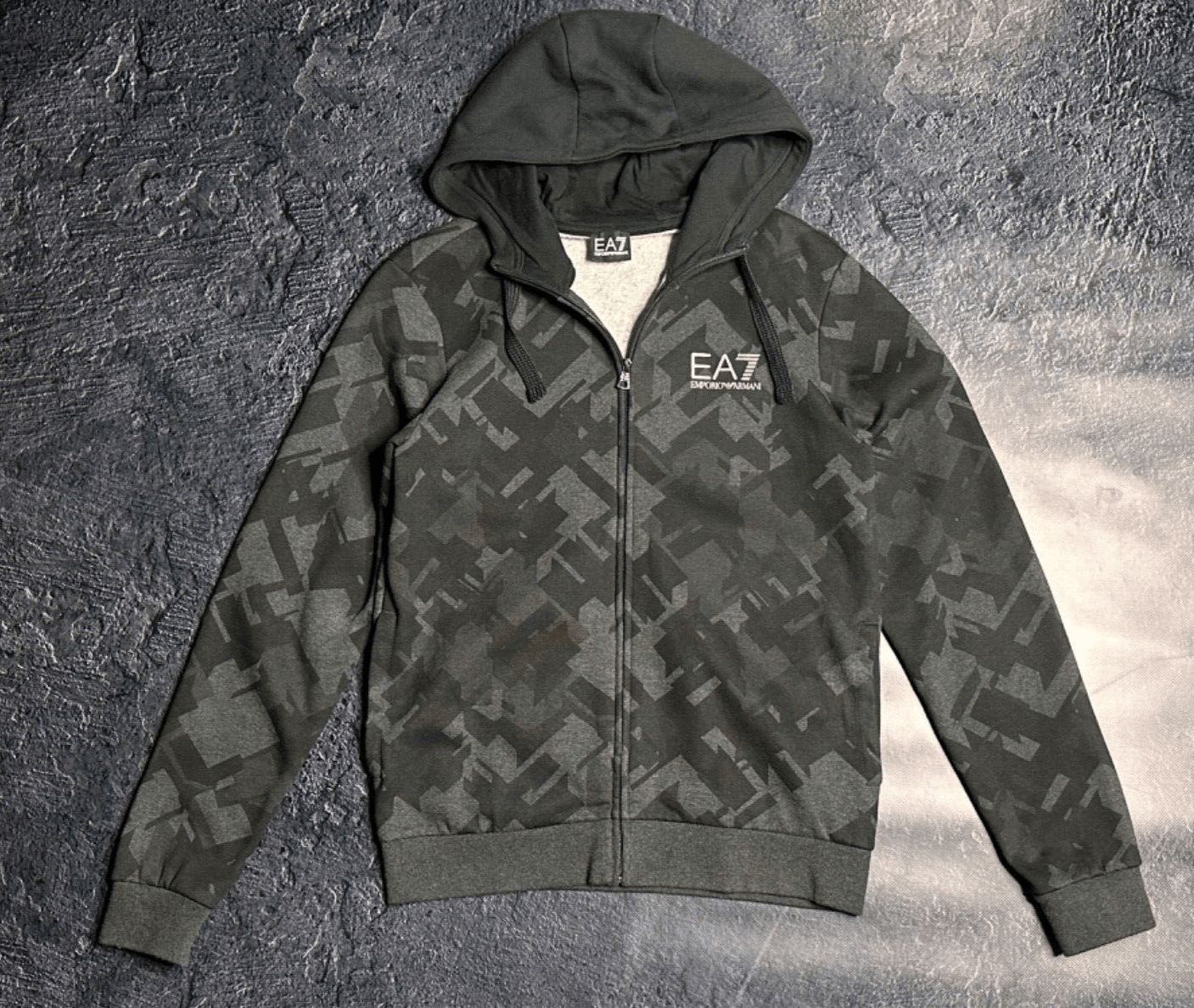 Ea7 camo hoodie on sale