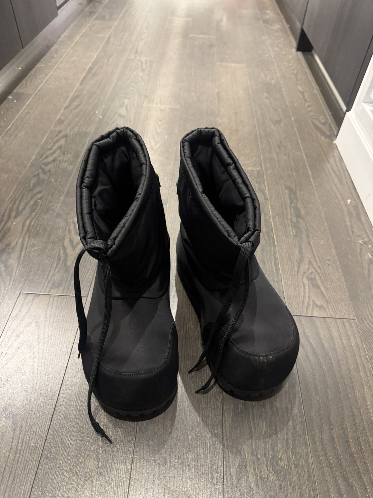 Balenciaga BALENCIAGA SKI BOOTS Size US 9 / EU 42 - 1 Thumbnail