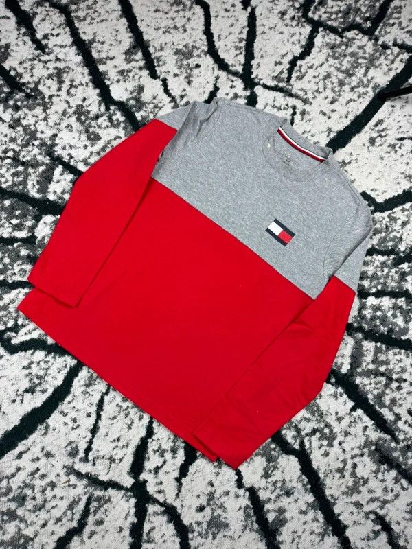 Tommy Hilfiger Tommy Hilfiger crewneck sweatshirt gray red S Size US S / EU 44-46 / 1 - 2 Thumbnail