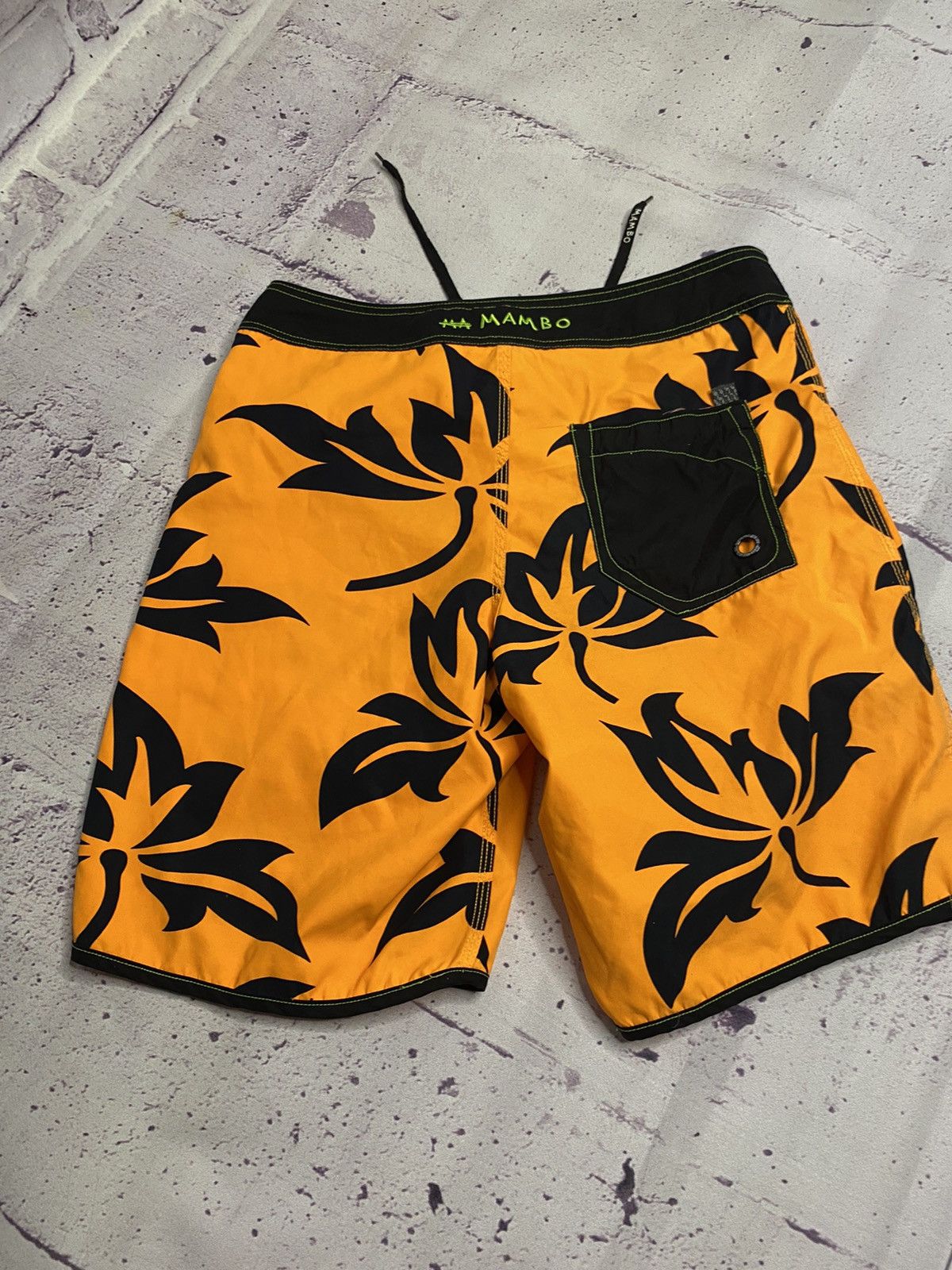 Mambo MENS vintage Mambo Overprint Luxury Surf Shorts Size US 32 / EU 48 - 8 Thumbnail