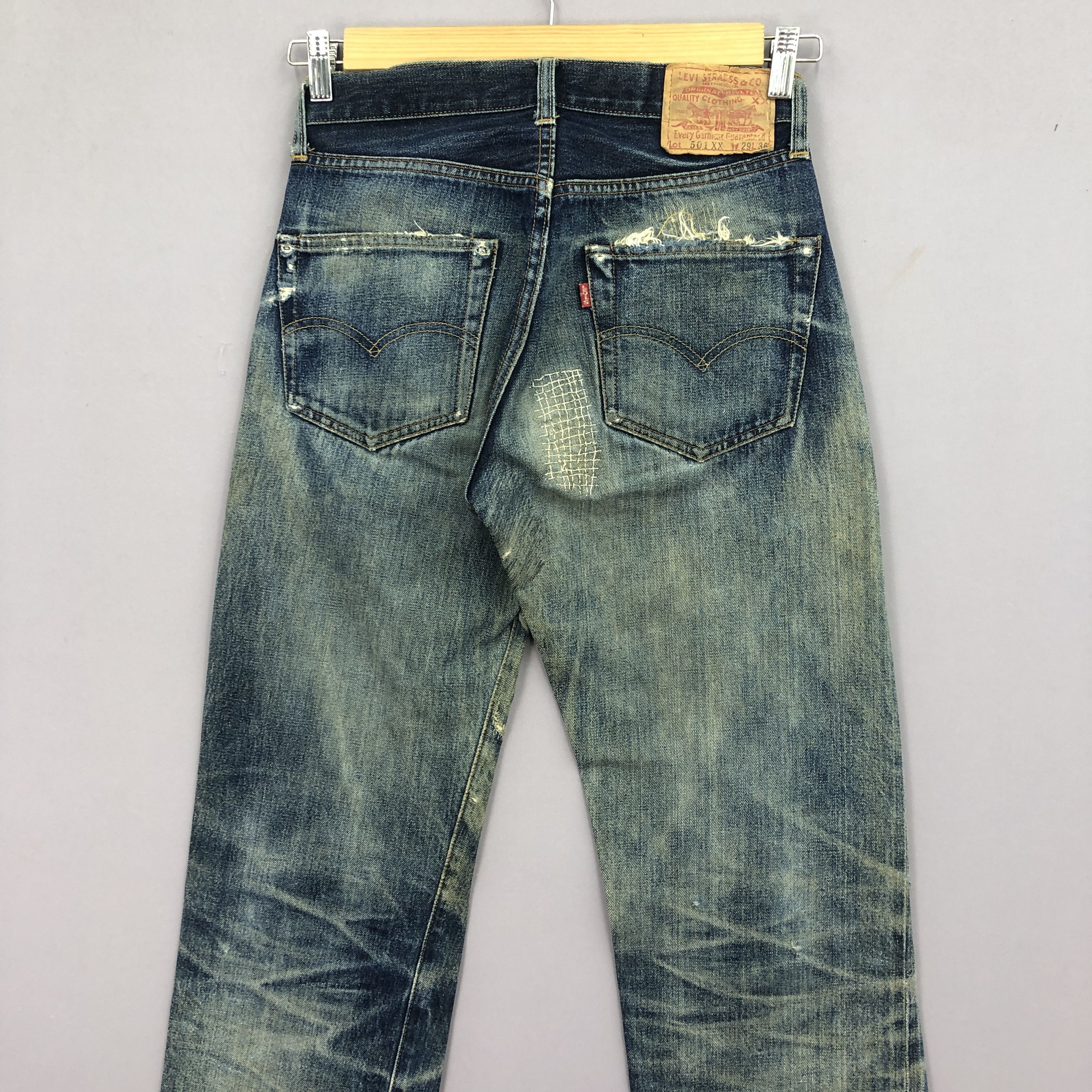 Levi's Vintage Levis 501xx Selvedge Jeans Distressed Faded Denim Size 28" / US 6 / IT 42 - 4 Thumbnail