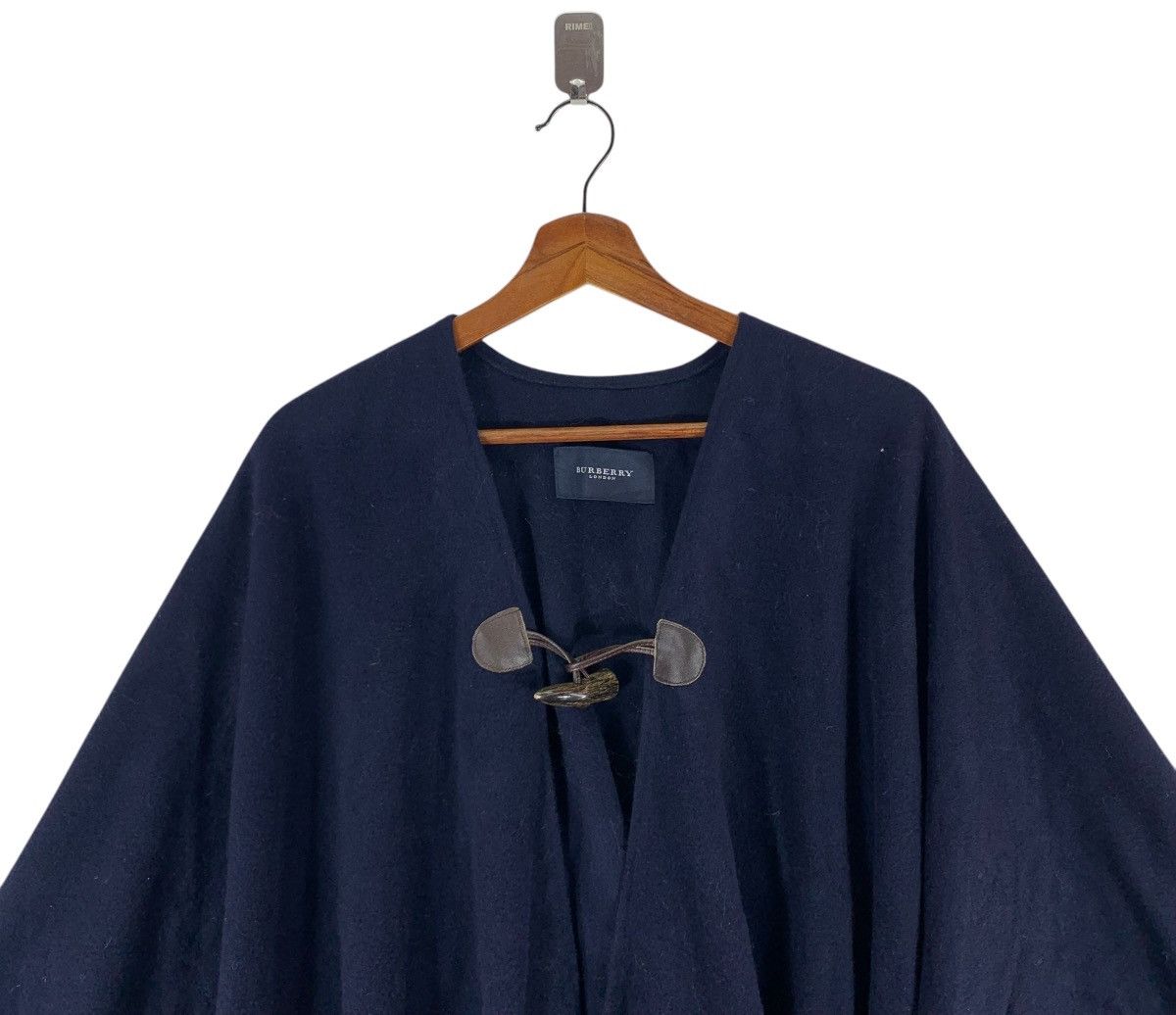 Burberry BURBERRY CLOAK CASHMERE BLEND Size US M / EU 48-50 / 2 - 4 Thumbnail