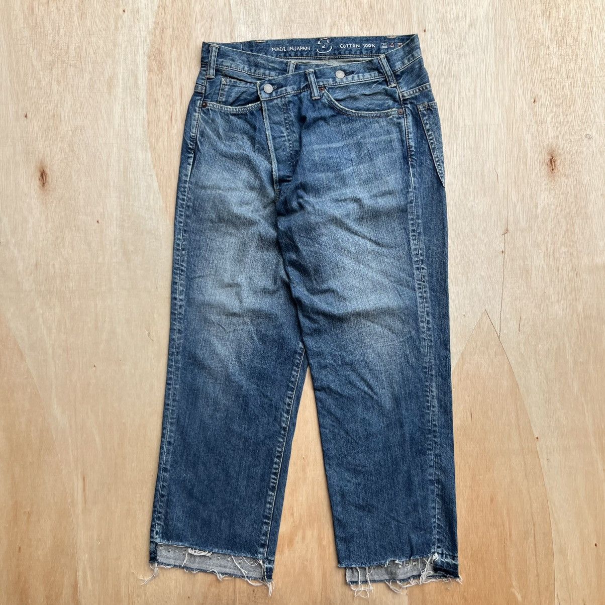 45rpm 45RPM JEANS ASSYMETRICAL BUTTON DISTREESED VINTAGE JAPANESE Size US 31 - 1 Thumbnail
