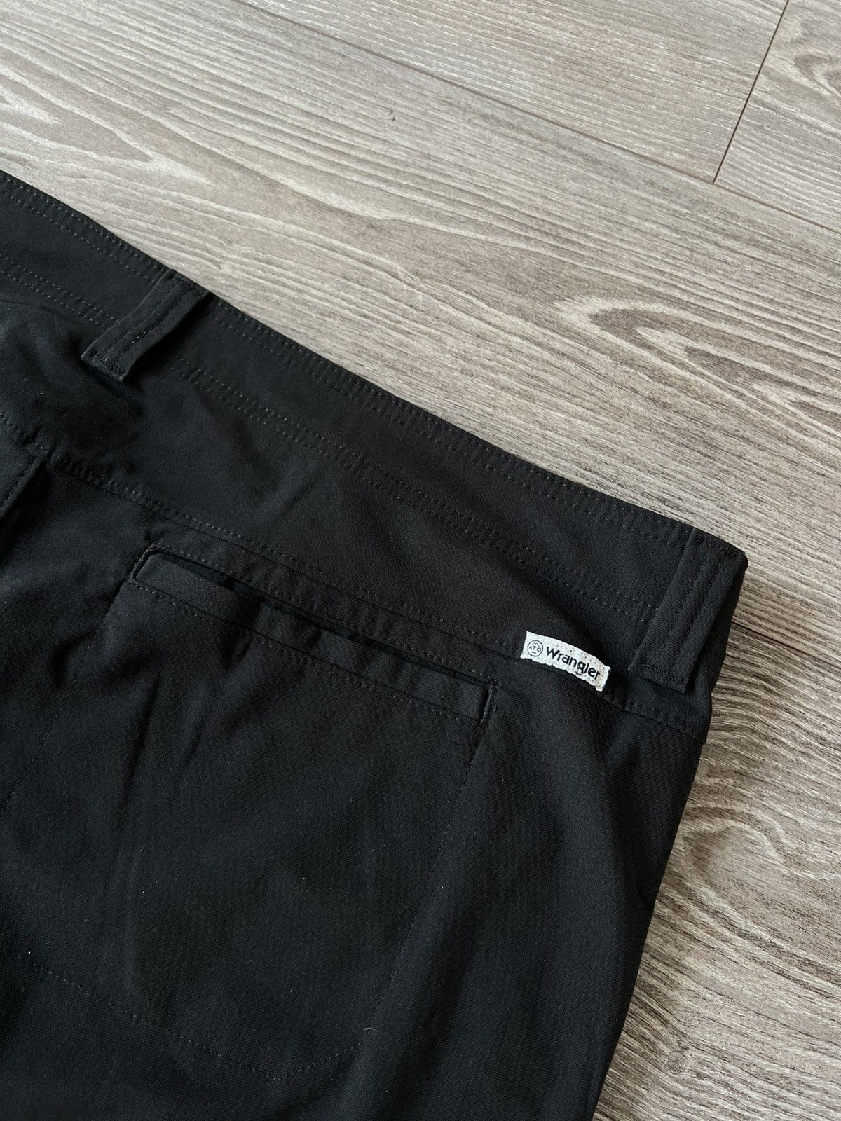 Wrangler ‼️Wrangler All Terrain Gear ATG Gorpcore Shorts‼️ Size US 37 - 14 Thumbnail
