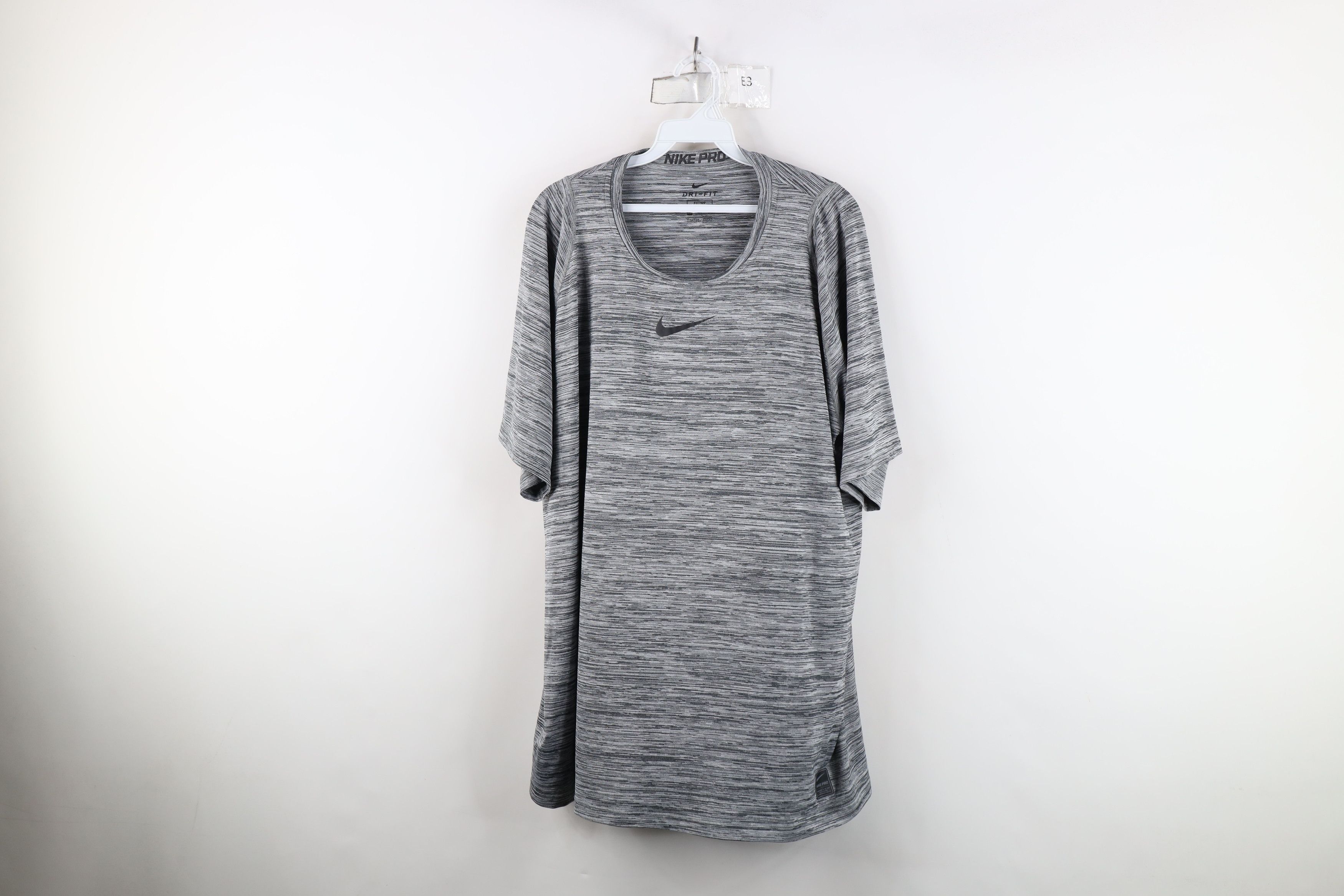 Nike Nike Pro Scott Center Swoosh Training Gym T-Shirt Gray Size US XXL / EU 58 / 5 - 1 Thumbnail