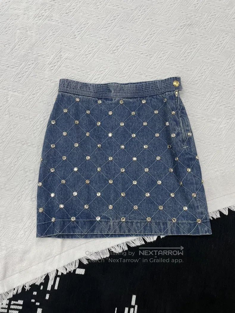 Gucci Gucci Blue denim rhinestone skirt Size 28" / US 6 / IT 42 - 1 Thumbnail