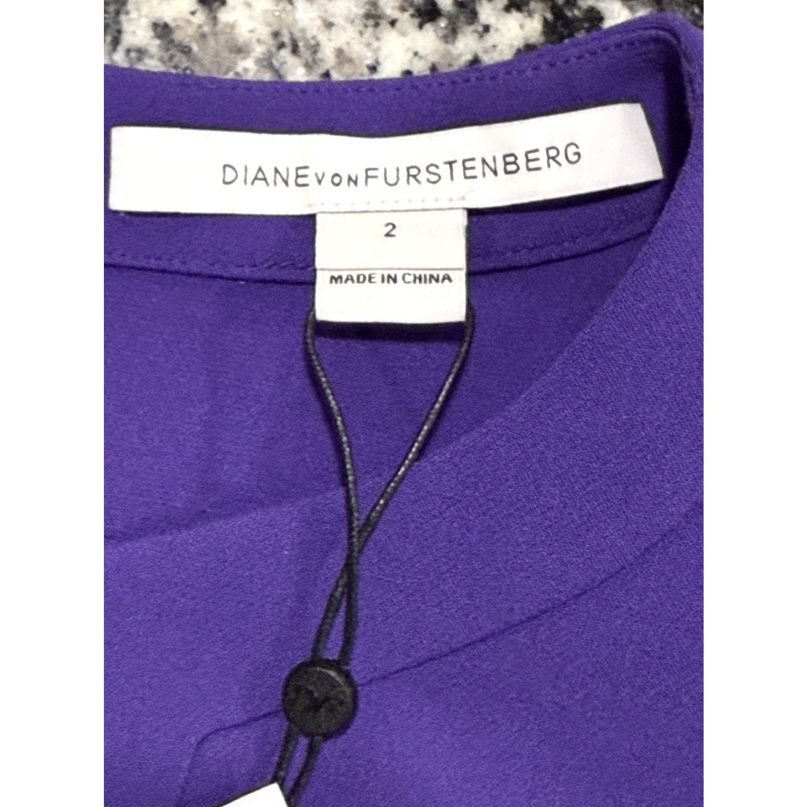Diane von Furstenberg Diane von Furstenberg Dress Womens Size 2 Purple Fleur Split Neck Shift Short NWT Size XS / US 0-2 / IT 36-38 - 5 Thumbnail