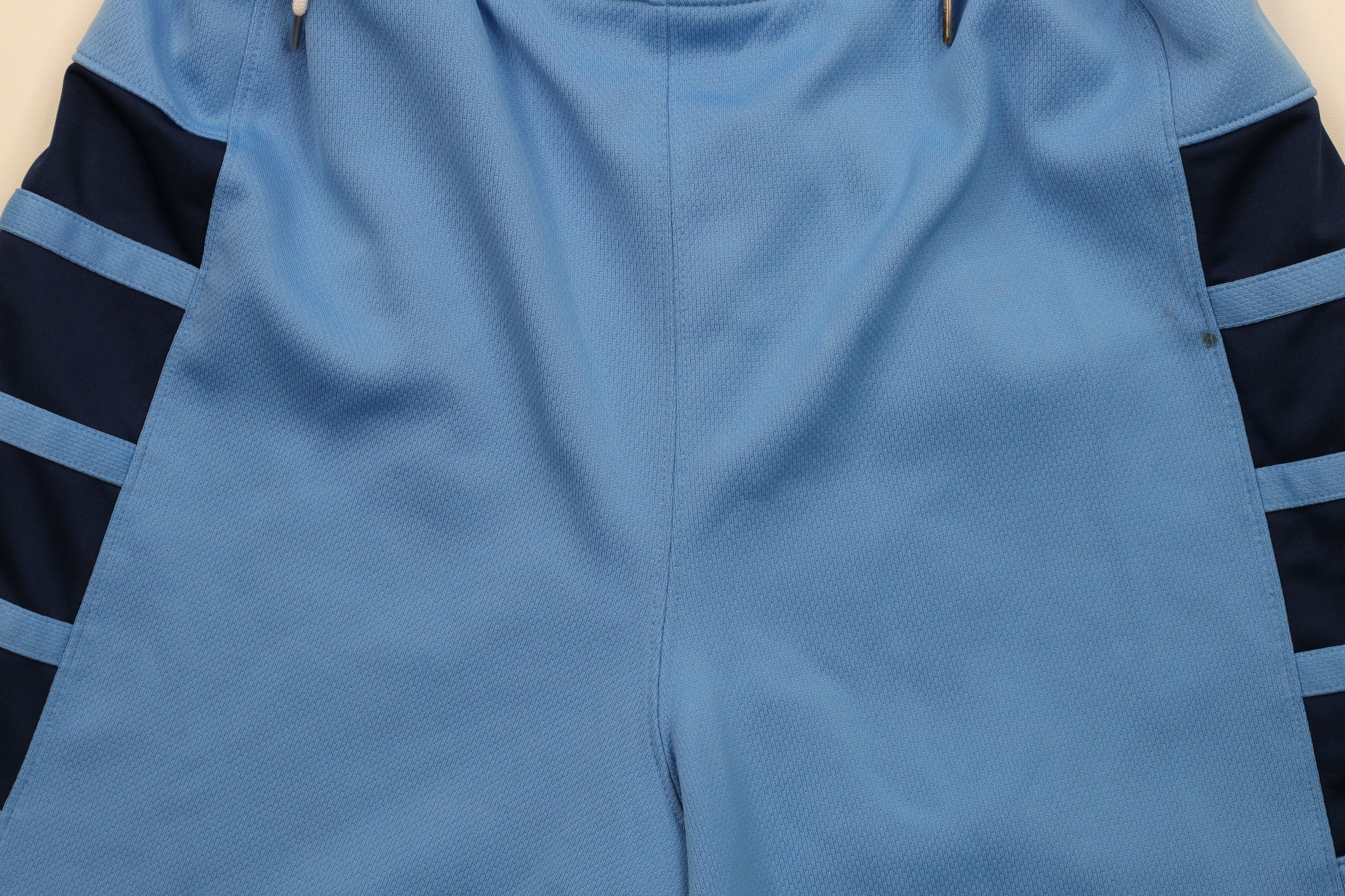 Nike Vintage Nike Air Jordan Heavyweight Basketball Shorts Blue Size US 34 / EU 50 - 3 Thumbnail