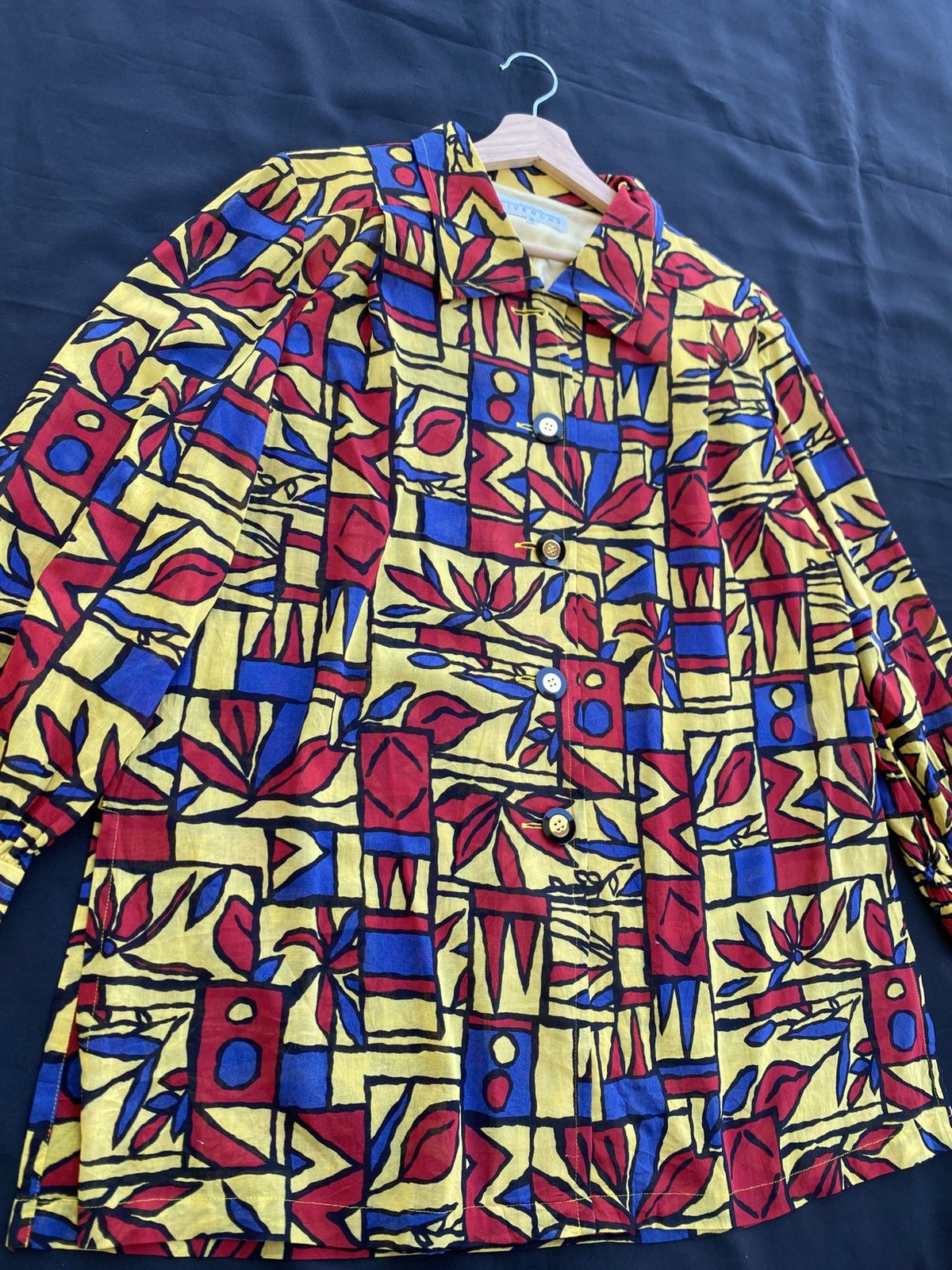 Givenchy Rare Vtg Givenchy Glamour abstract patterned button-up shirt Size XL / US 12-14 / IT 48-50 - 9 Thumbnail
