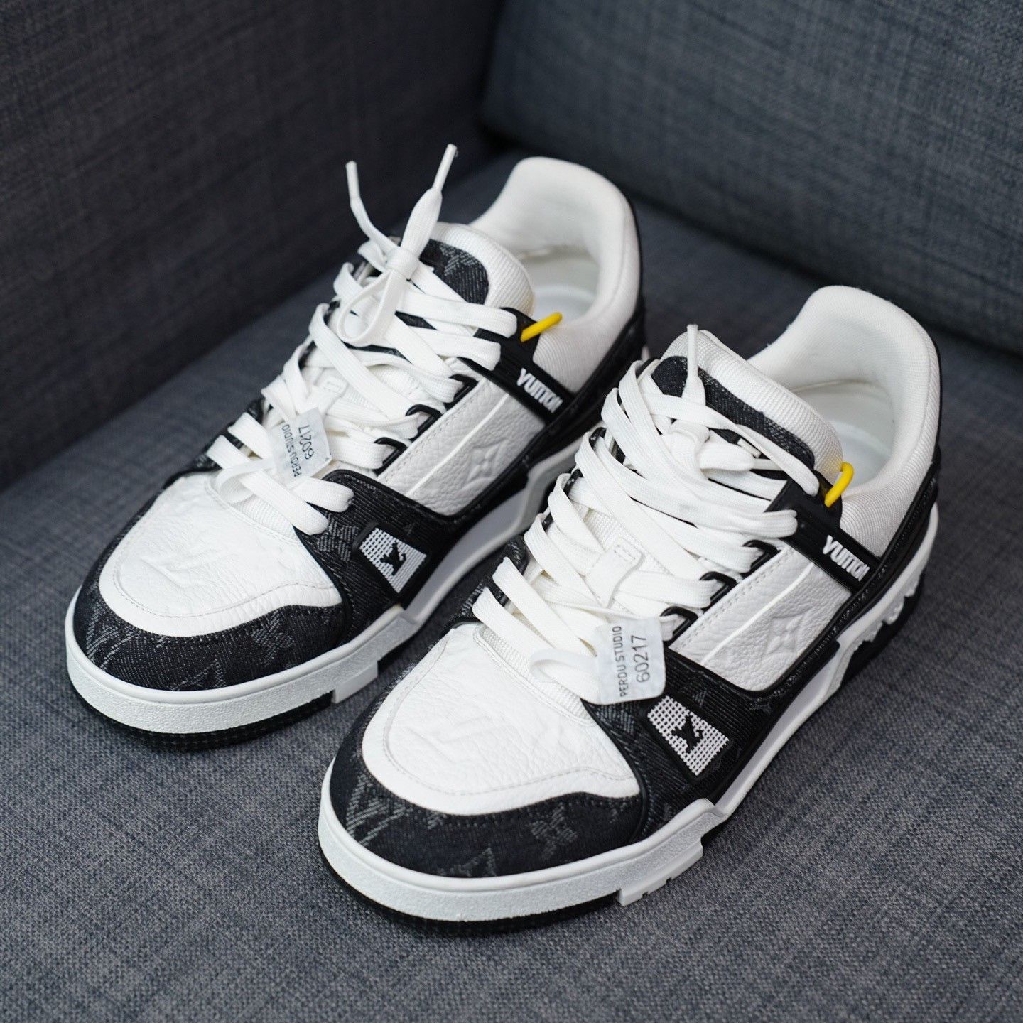 Louis Vuitton Louis Vuitton Training Denim Black Lowtop Sneakers Women Size US 7 / IT 37 - 1 Thumbnail