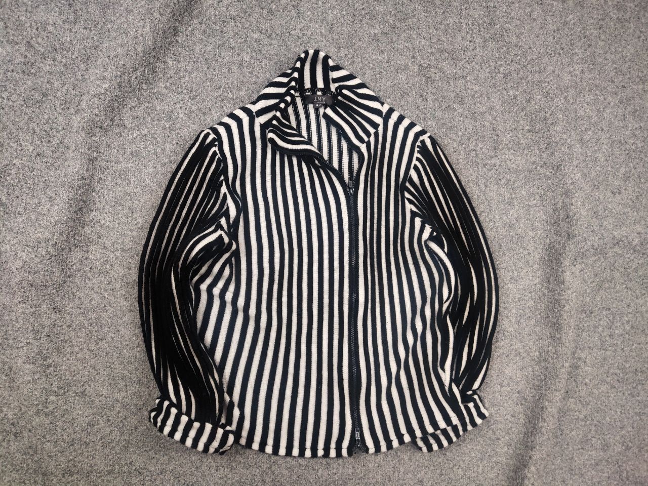 If Six Was Nine Vintage Ribbed If Six Was Nine sweater asymetric Zip LGB Y2K Size US M / EU 48-50 / 2 - 1 Thumbnail