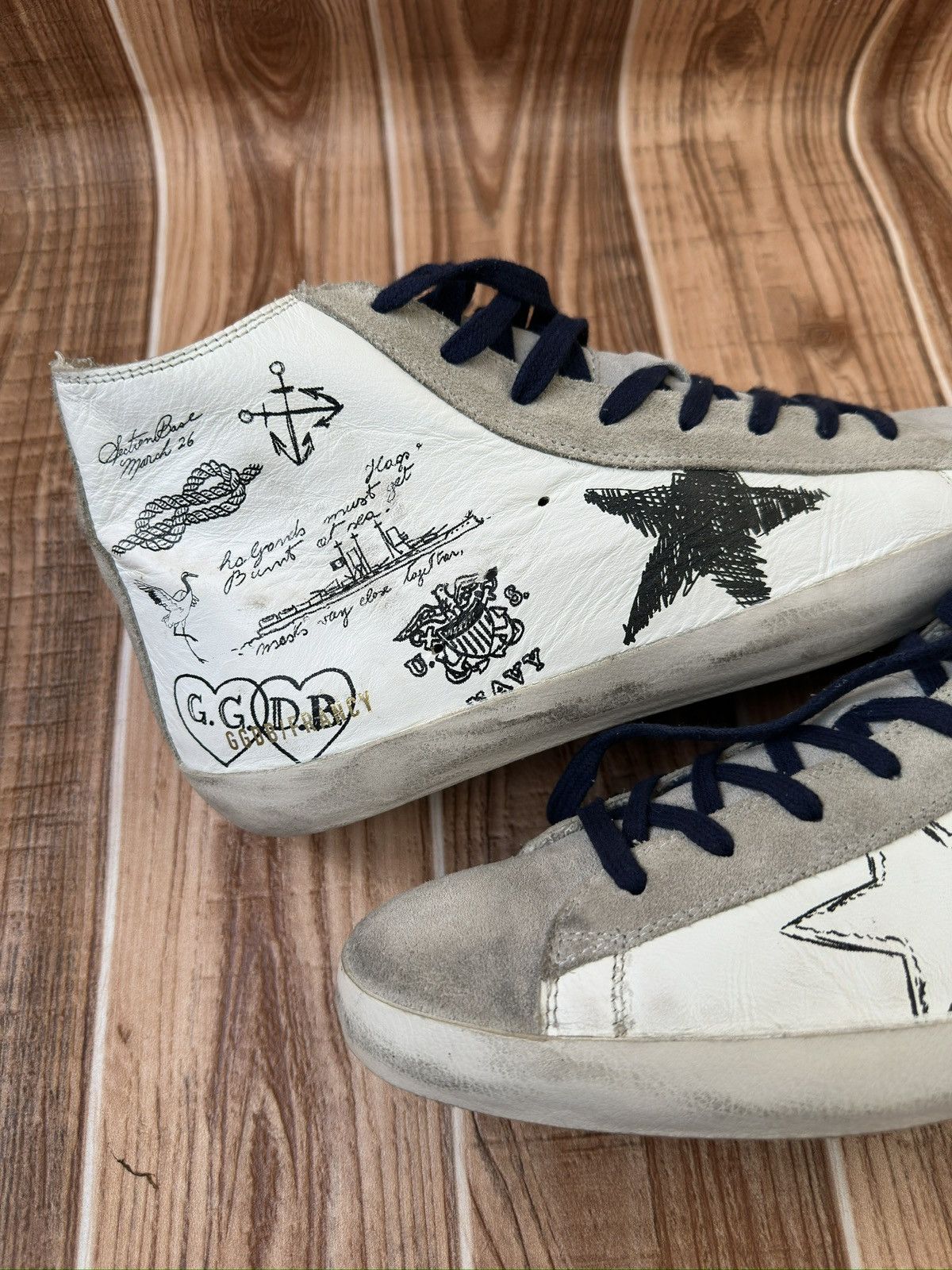 Golden Goose Golden Goose Francy Graffiti Print Leather Sneaks Size US 10 / EU 43 - 11 Thumbnail