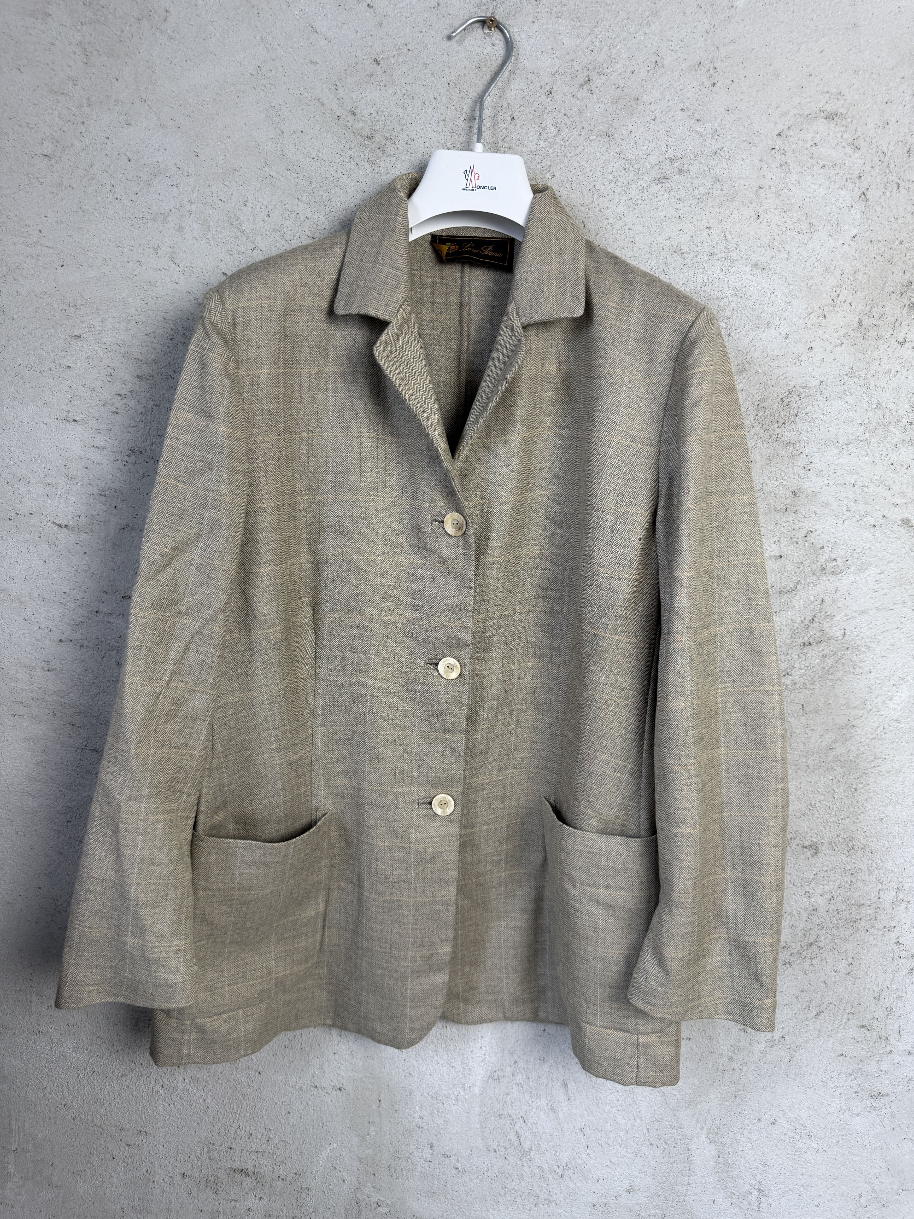 Loro Piana Loro Piana checked cashmere blazer luxury Size M / US 6-8 / IT 42-44 - 1 Thumbnail