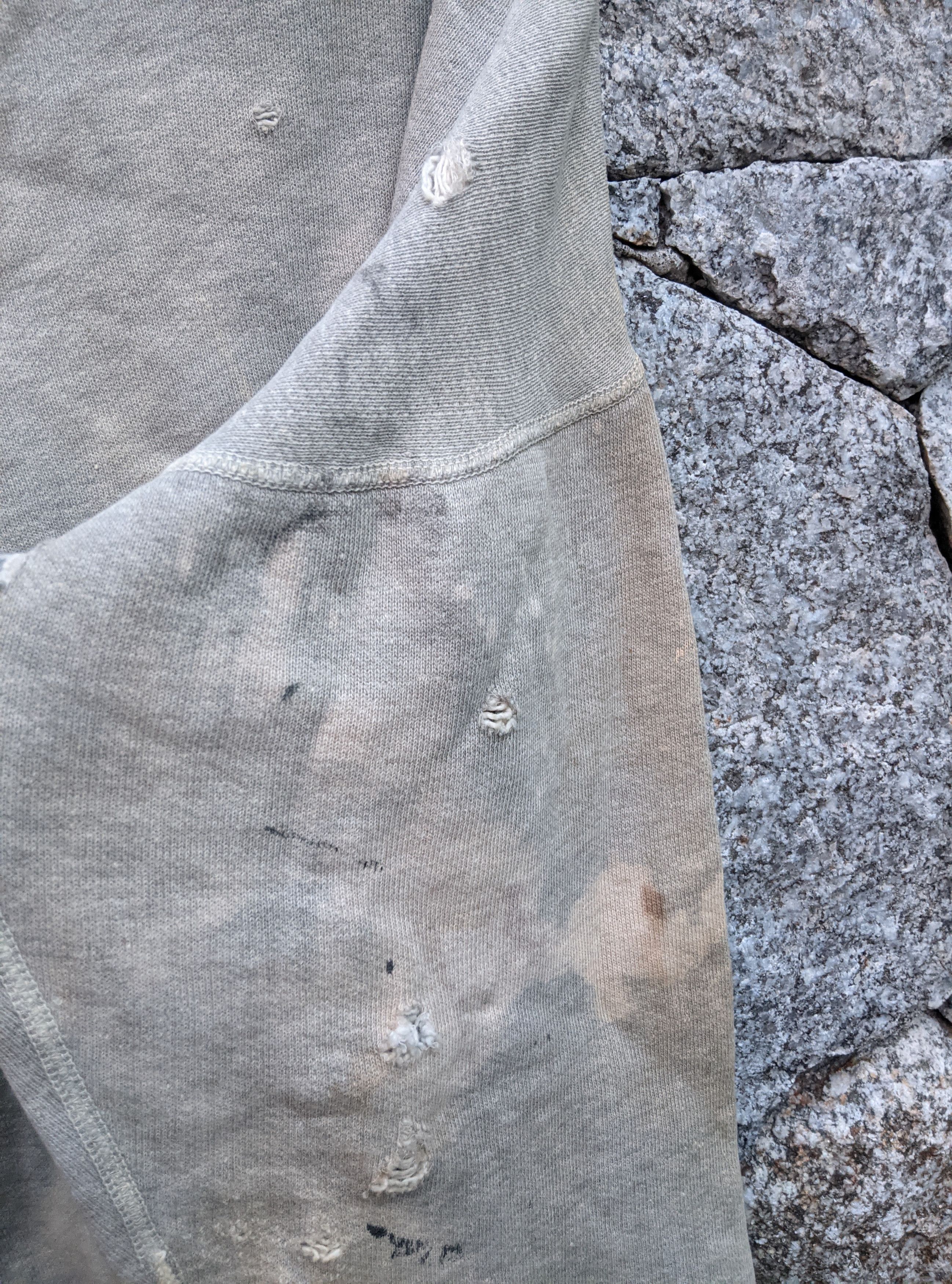 Vintage Vintage 40s destroyed single v sweatshirt afterhood Size US L / EU 52-54 / 3 - 10 Thumbnail