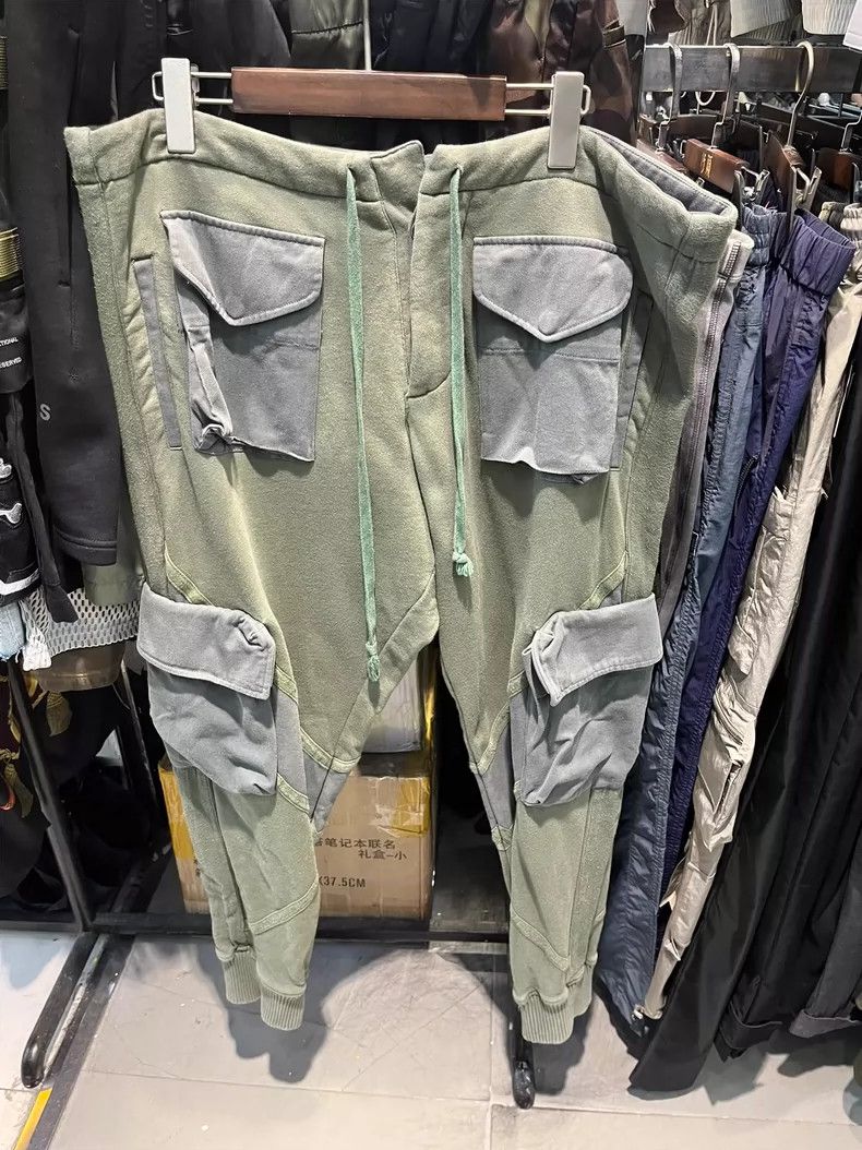 Greg Lauren greg laurenHeavy industry sand washing to make old patches Size US 38 / EU 54 - 1 Thumbnail