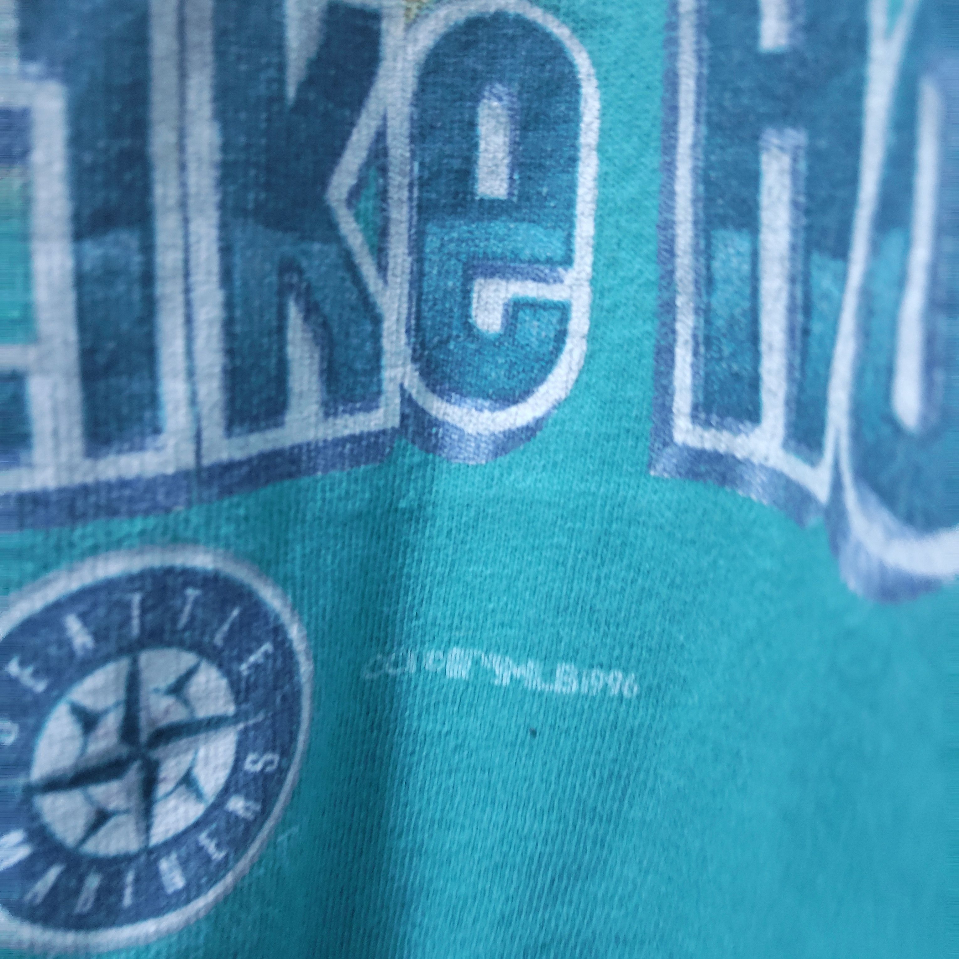 Vintage Vintage 1996 Seattle Mariners t shirt promo Size US L / EU 52-54 / 3 - 4 Thumbnail