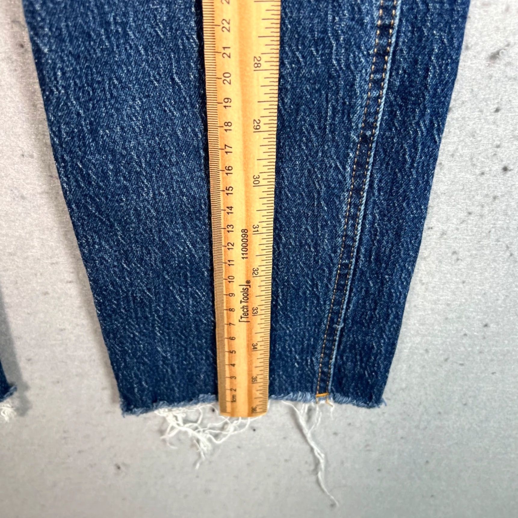 Zara Zara Womens Size 0 High-Waisted Straight-Leg Denim Jeans Blue W/ Raw Hem Size 25" / US 0 / IT 36 - 6 Thumbnail