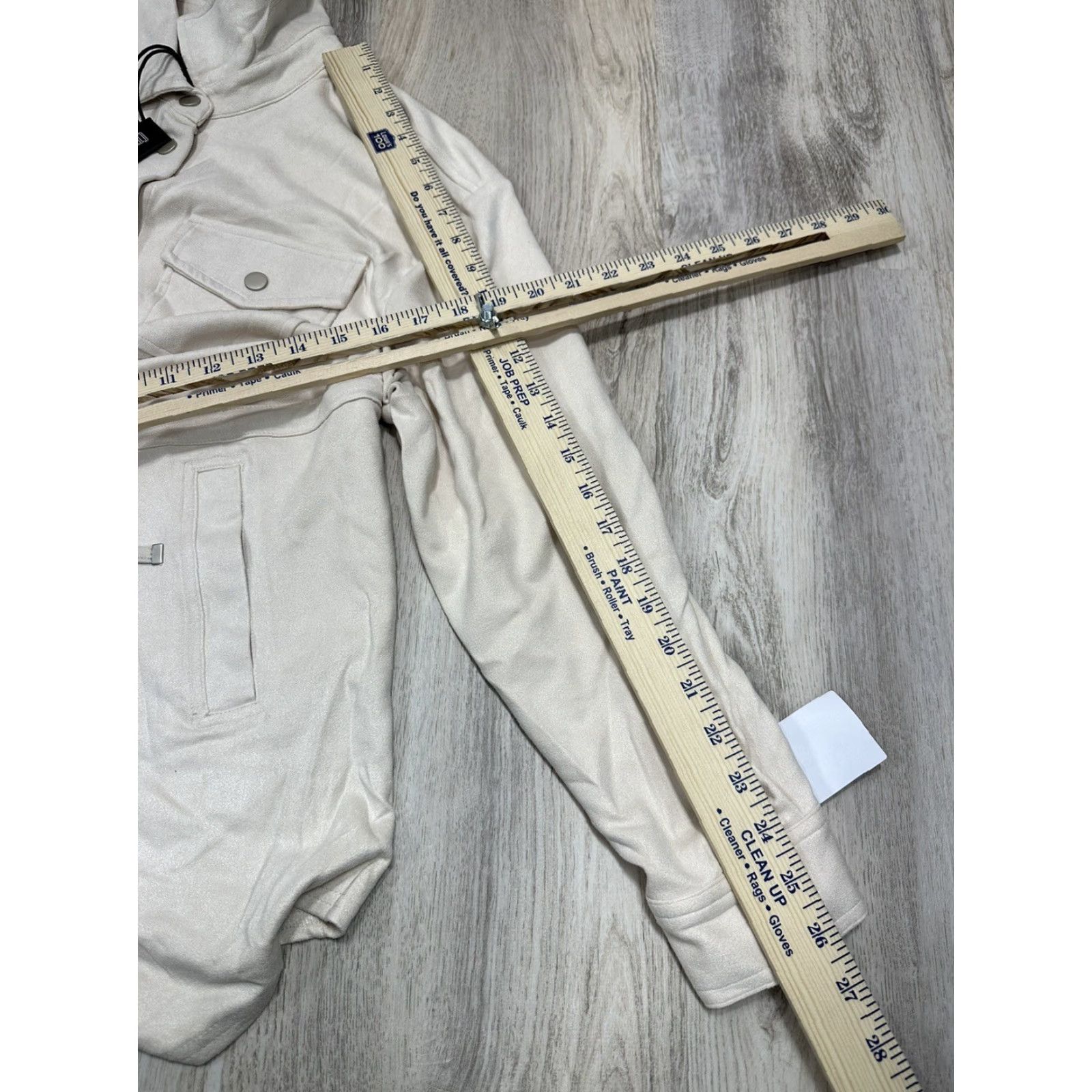 Vintage BLANKNYC Women Shirt Jacket Light Beige Faux Suede Drawstring Snap Buttons S NWT Satin? Size S / US 4 / IT 40 - 3 Thumbnail