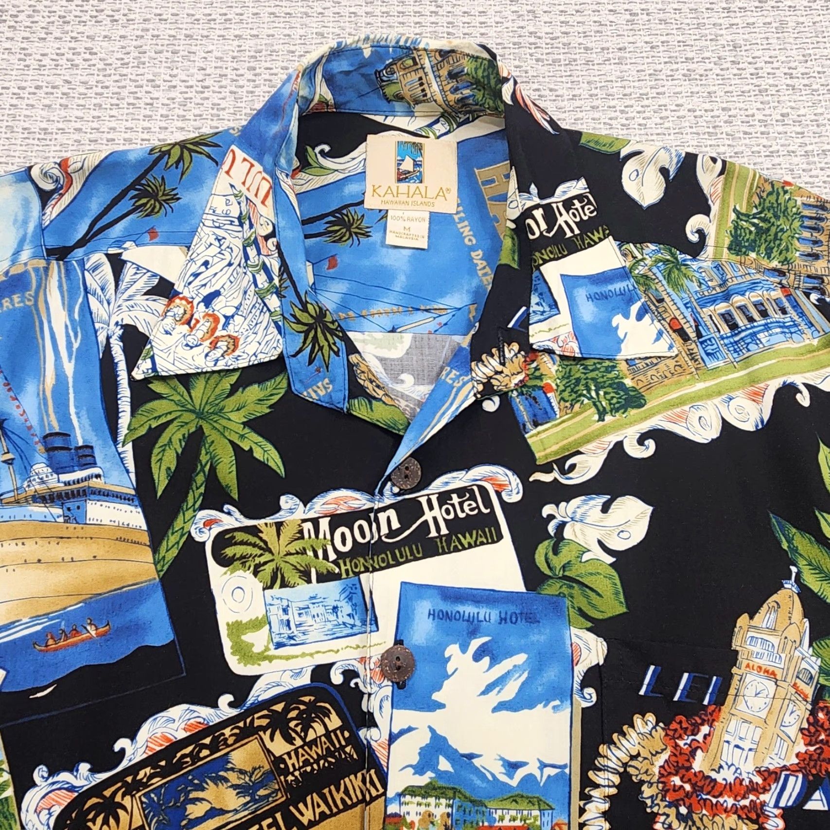 Vintage VINTAGE Kahala Shirt Mens Black Hawaiian Aloha Camp Collar Rayon Scenic Print Short Sleeve Button-Up Size US M / EU 48-50 / 2 - 4 Thumbnail