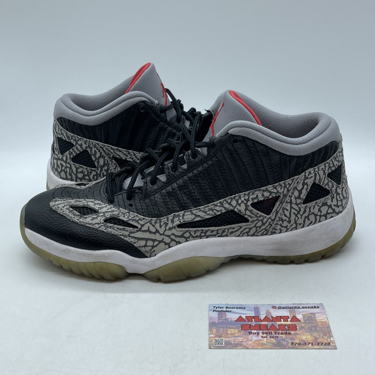 Jordan Brand Air Jordan 11 low black cement Size US 10.5 / EU 43-44 - 1 Thumbnail
