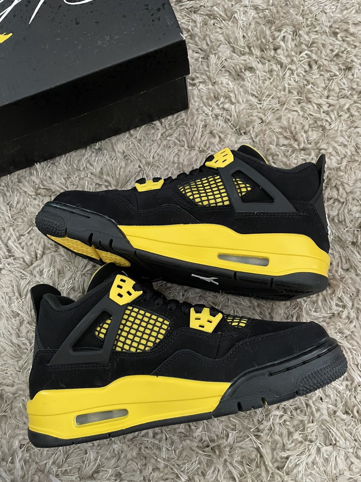 Jordan Brand Jordan 4 Thunder Size US 6 / IT 36 - 3 Thumbnail