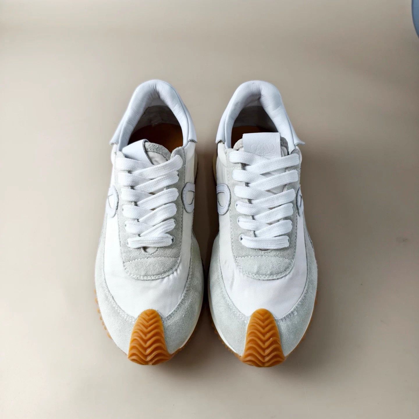 Loewe Loewe gray white logo lace-up casual shoes 36 Size US 5 / IT 35 - 5 Thumbnail