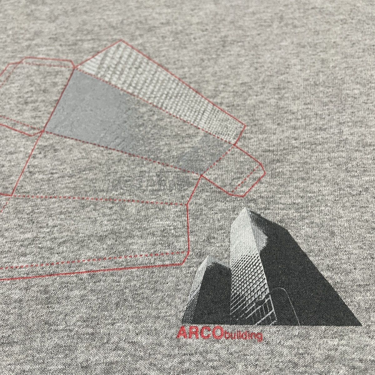Freshjive Vintage Freshjive Skateboard ARCObuilding T-shirt Size US L / EU 52-54 / 3 - 3 Thumbnail