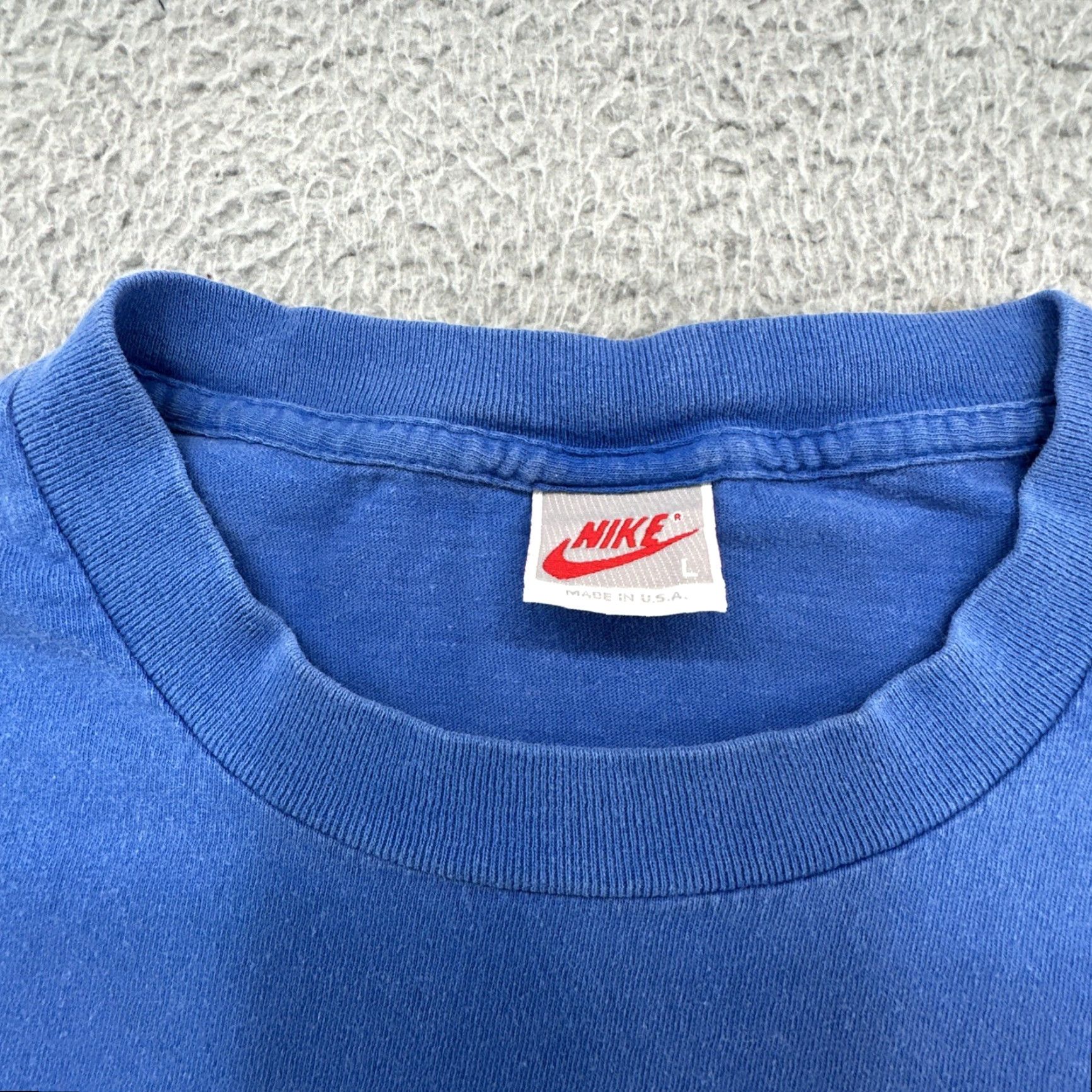 Nike VINTAGE Nike Just Do It T-Shirt Large Mens Blue 80s Made In USA Single Stitch Basketball Shirt Size US L / EU 52-54 / 3 - 4 Thumbnail