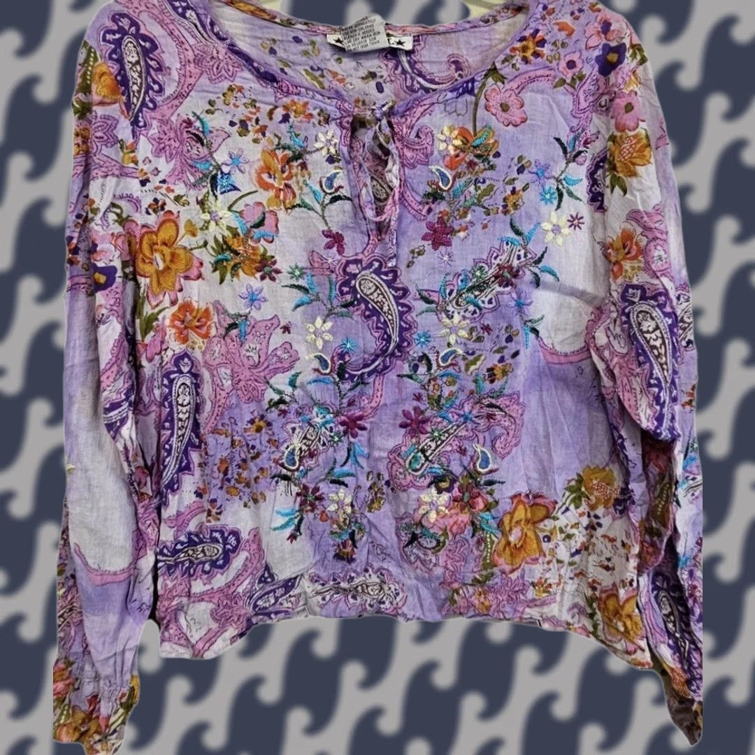 Vintage A.M.I Purple Blouse Paisley Feminine Medium Whimsical Fairy Tale Size L / US 10 / IT 46 - 1 Thumbnail