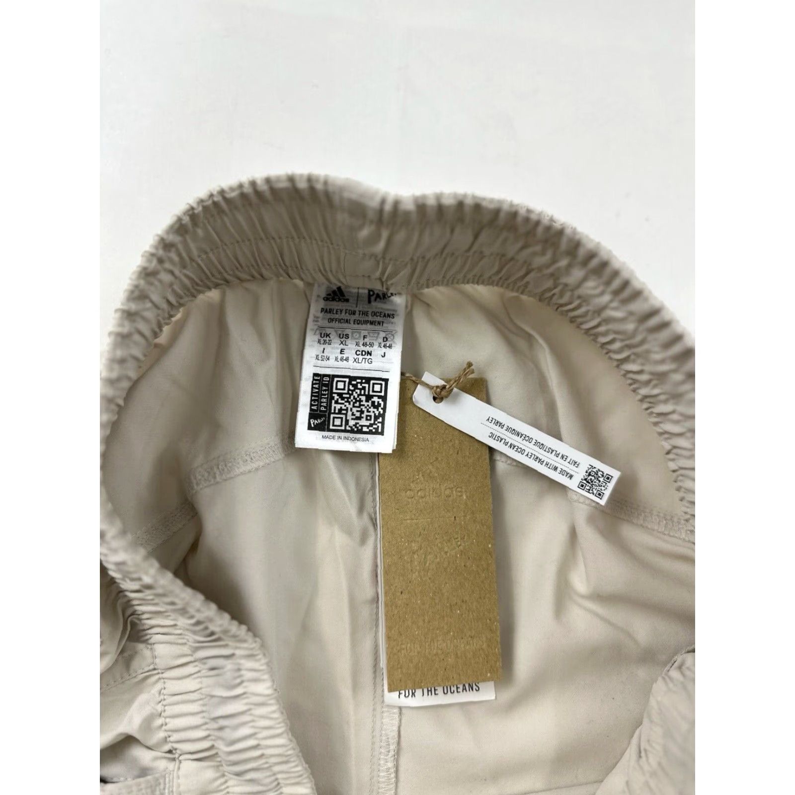 Adidas Adidas Run For The Oceans Women's Athletic Shorts Beige XL Extra Large Size 40" / US 18 - 3 Thumbnail