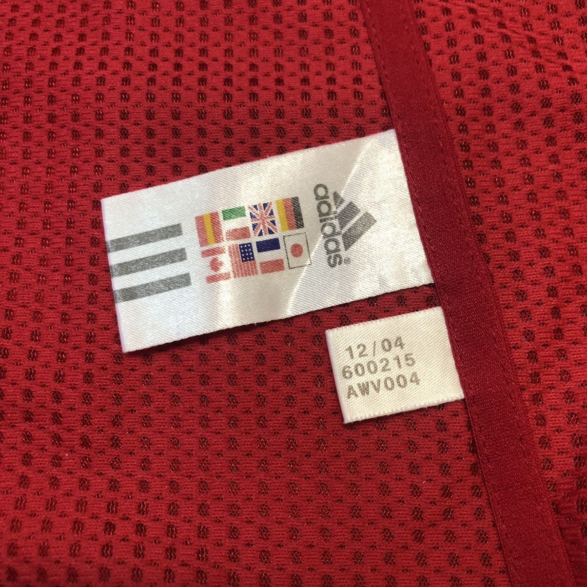 Adidas Spain 04/05 player issue home shirt Size US M / EU 48-50 / 2 - 8 Thumbnail