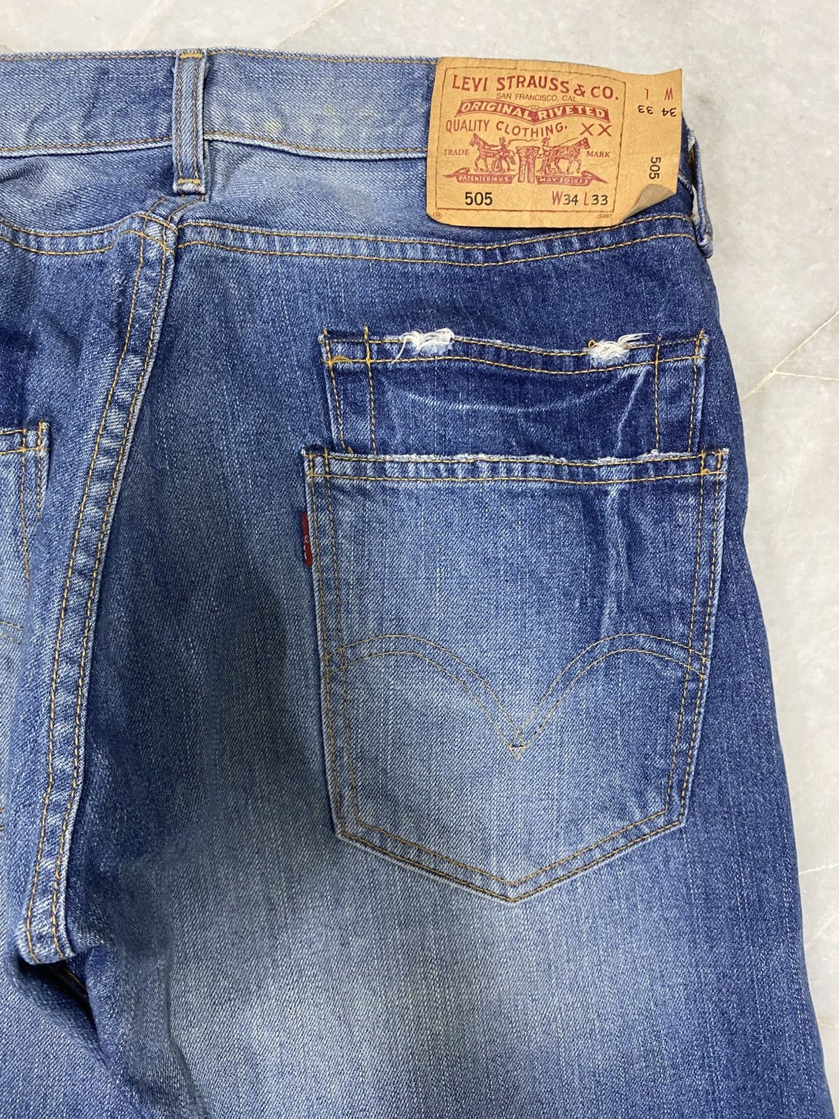 Levi's Size 32x30 Vintage Levis 505 Distressed Jeans Faded Pants Size US 32 / EU 48 - 12 Thumbnail